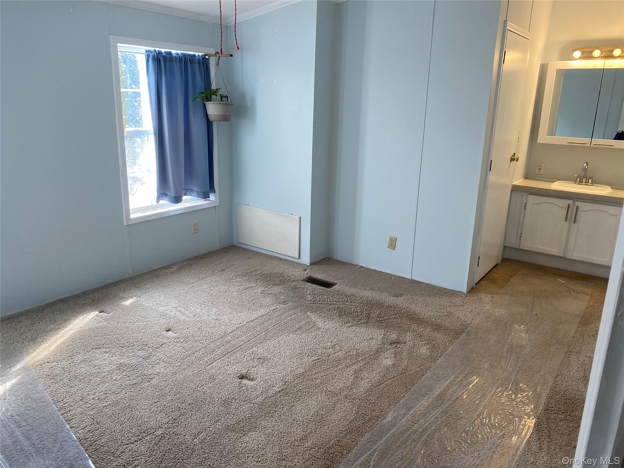 9 Pine Grove Drive, Poughquag, NY 12570