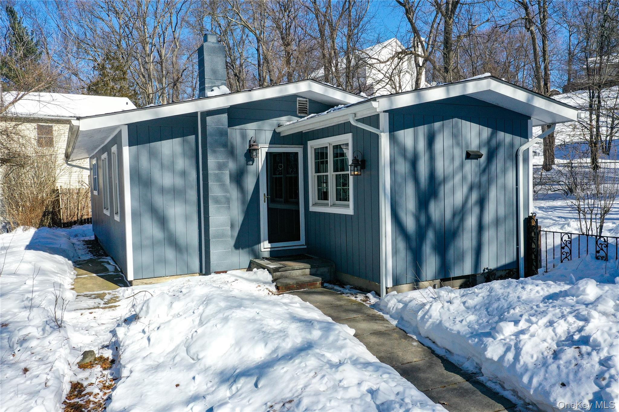 320 Walnut Avenue, New Windsor, NY 12553