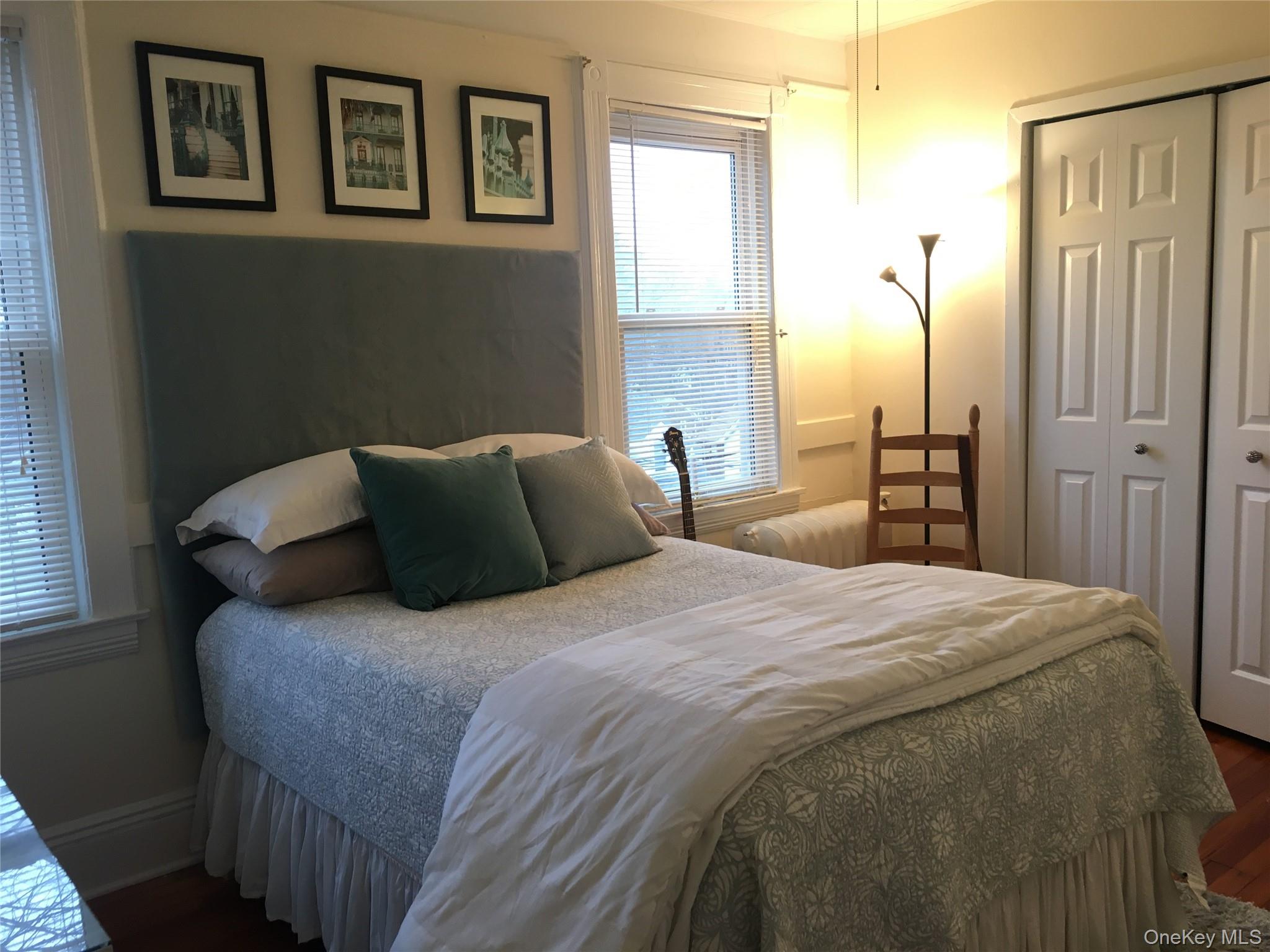 33 Irma Avenue, Port Washington, NY 11050