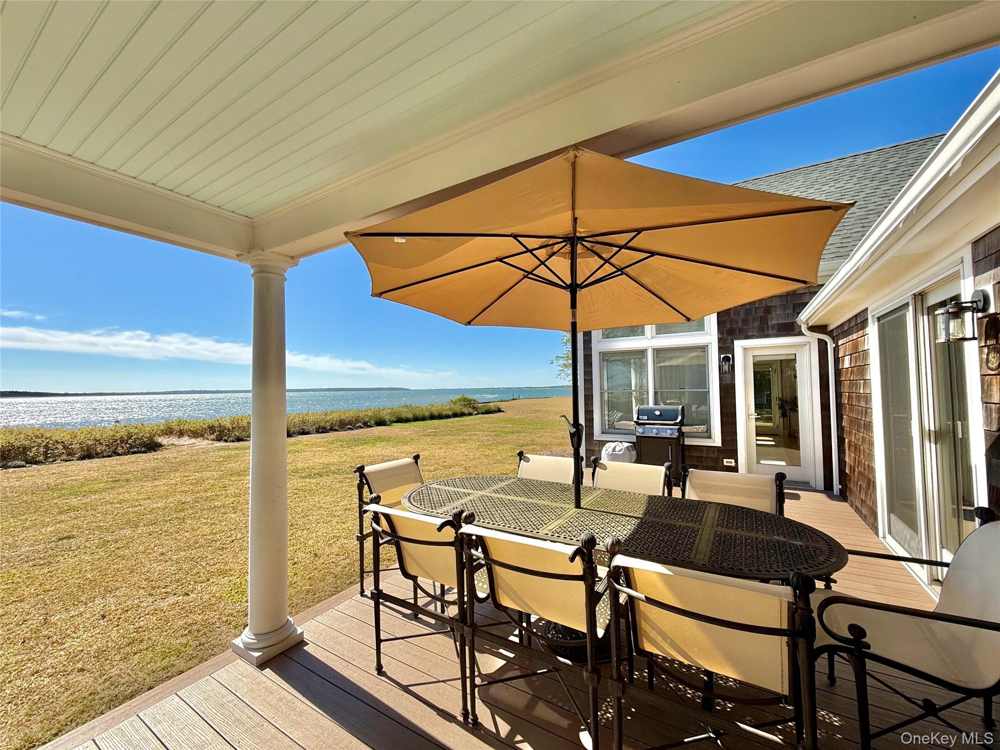 2450 Peters Neck Road, Orient, NY 11957