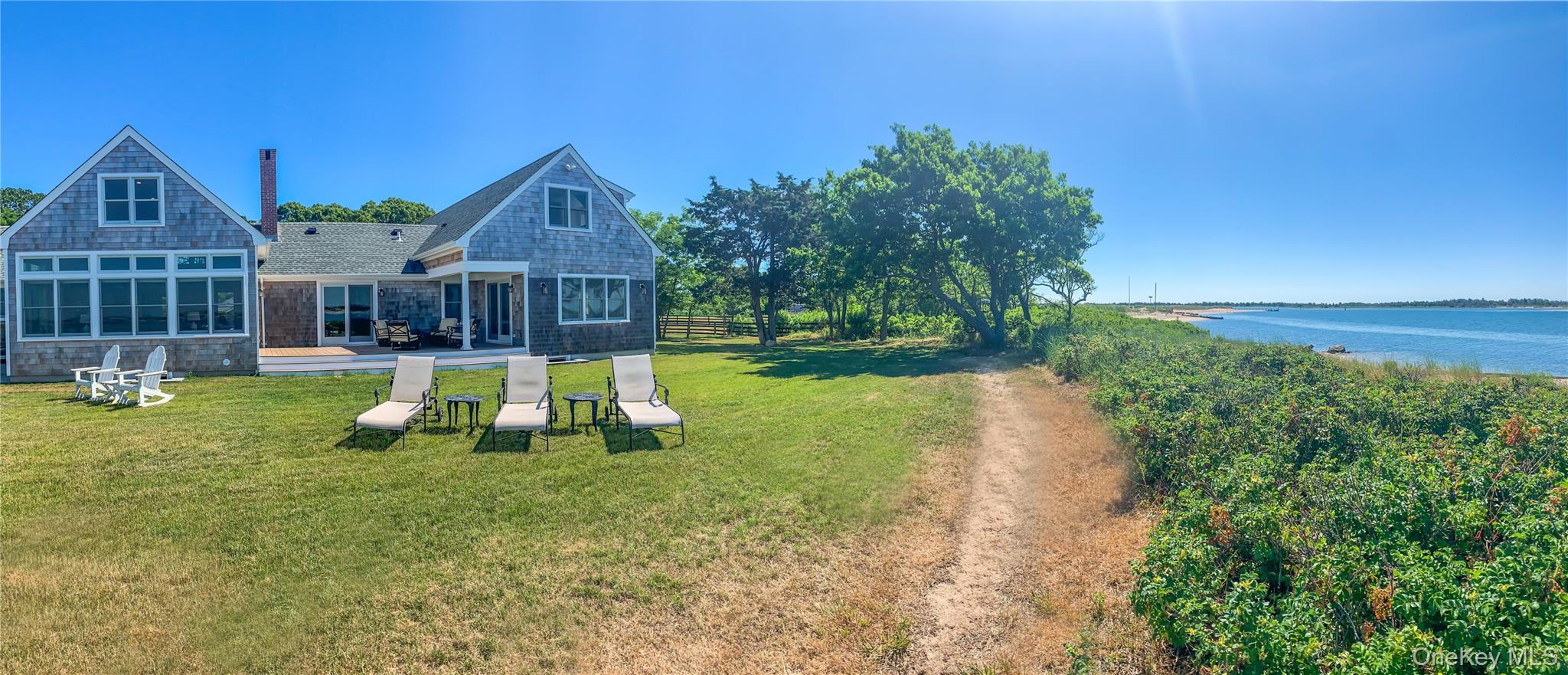 2450 Peters Neck Road, Orient, NY 11957