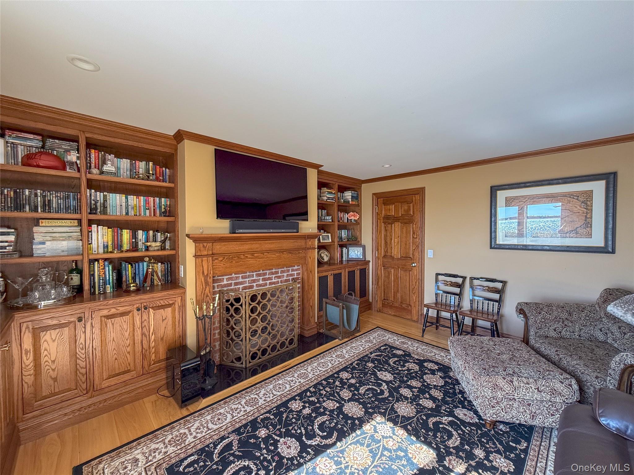 2450 Peters Neck Road, Orient, NY 11957