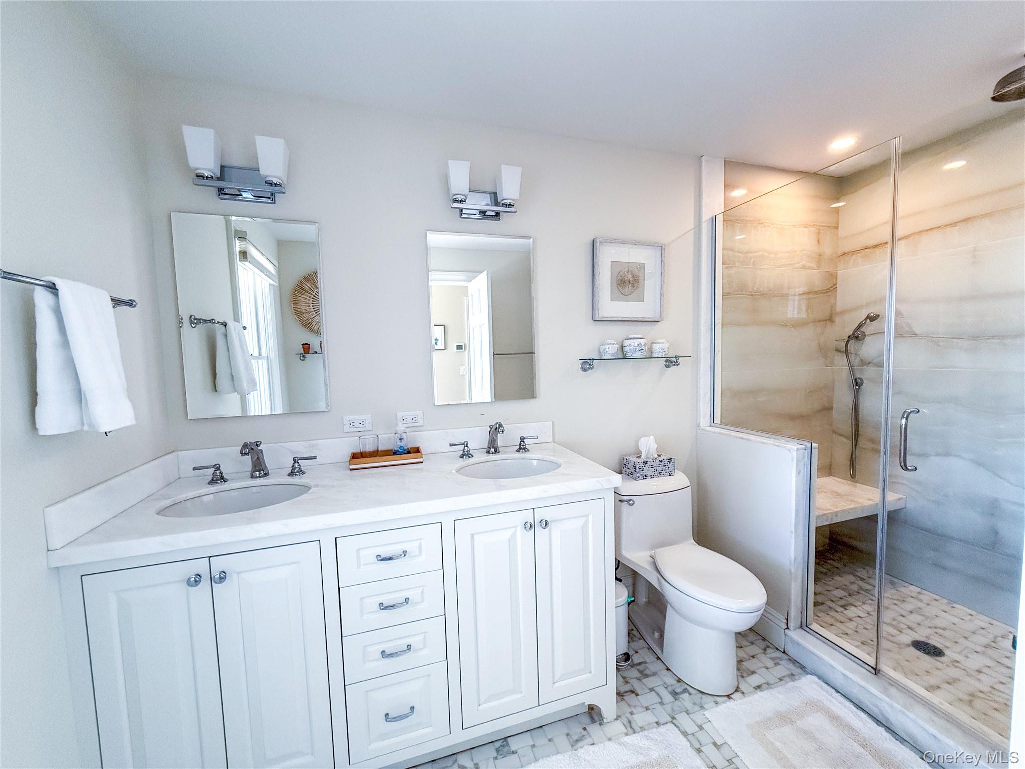 2450 Peters Neck Road, Orient, NY 11957