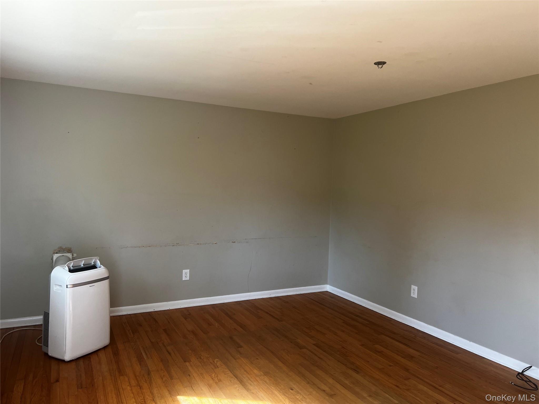 82 Rokeby Road, Red Hook, NY 12571