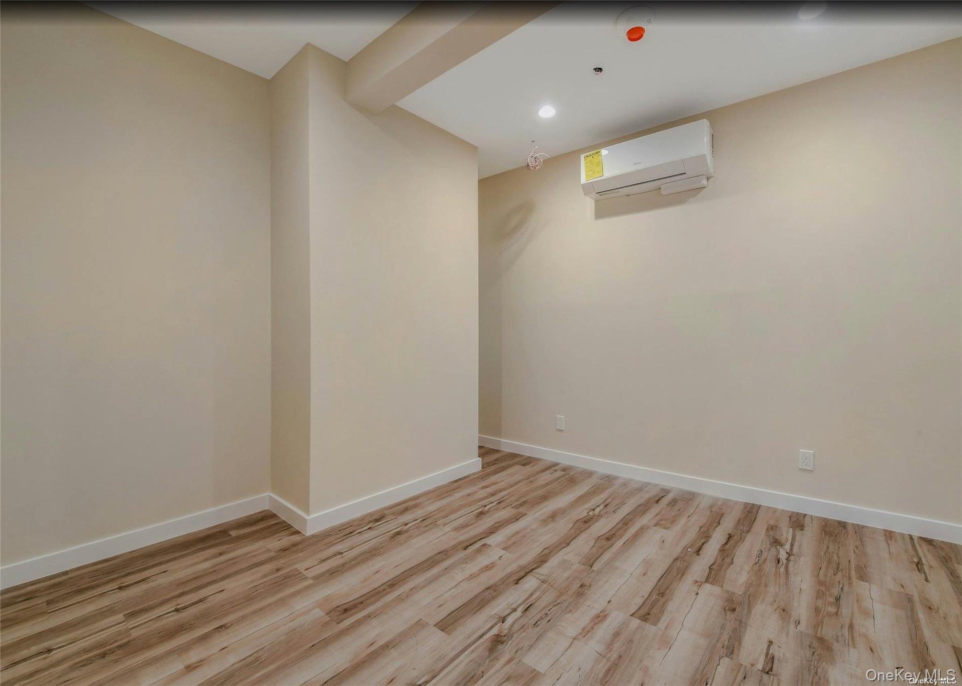 400 A New York Avenue # 1, Huntington, NY 11743