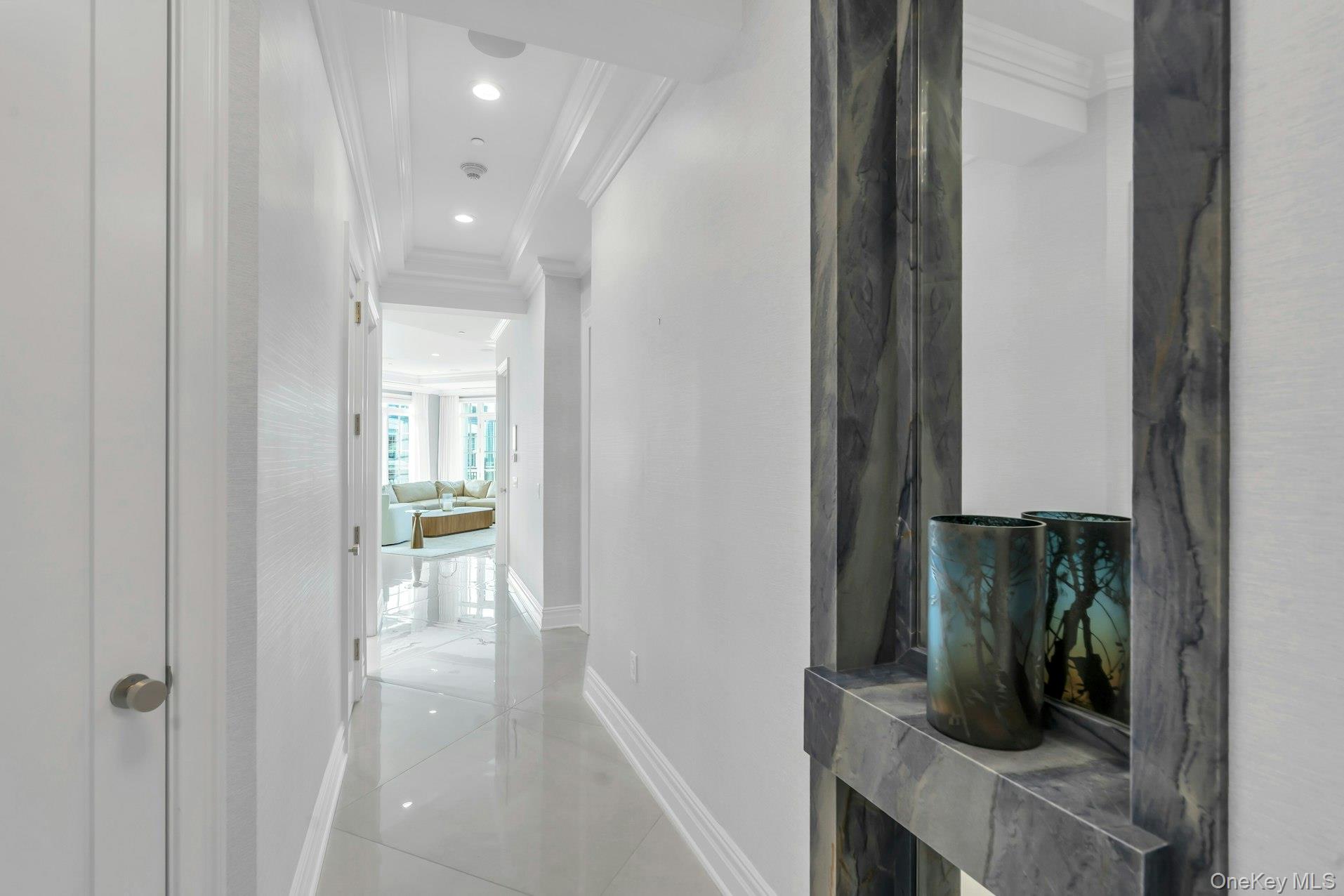 3000 Royal Court # 3306 PH, North Hills, NY 11040