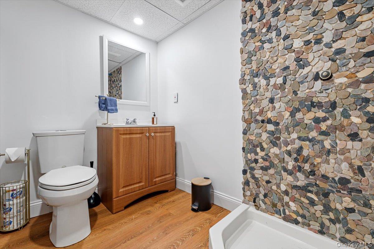 13 Colonial Lane, Bellport Village, NY 11713