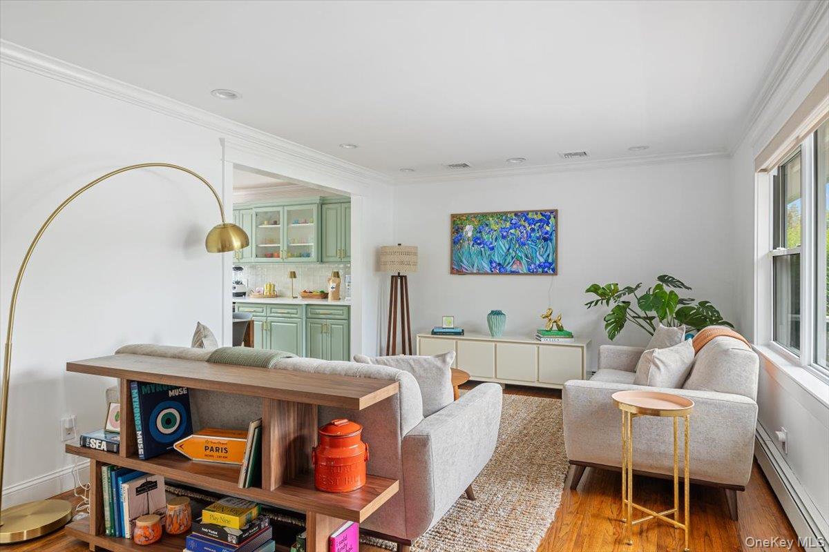 13 Colonial Lane, Bellport Village, NY 11713