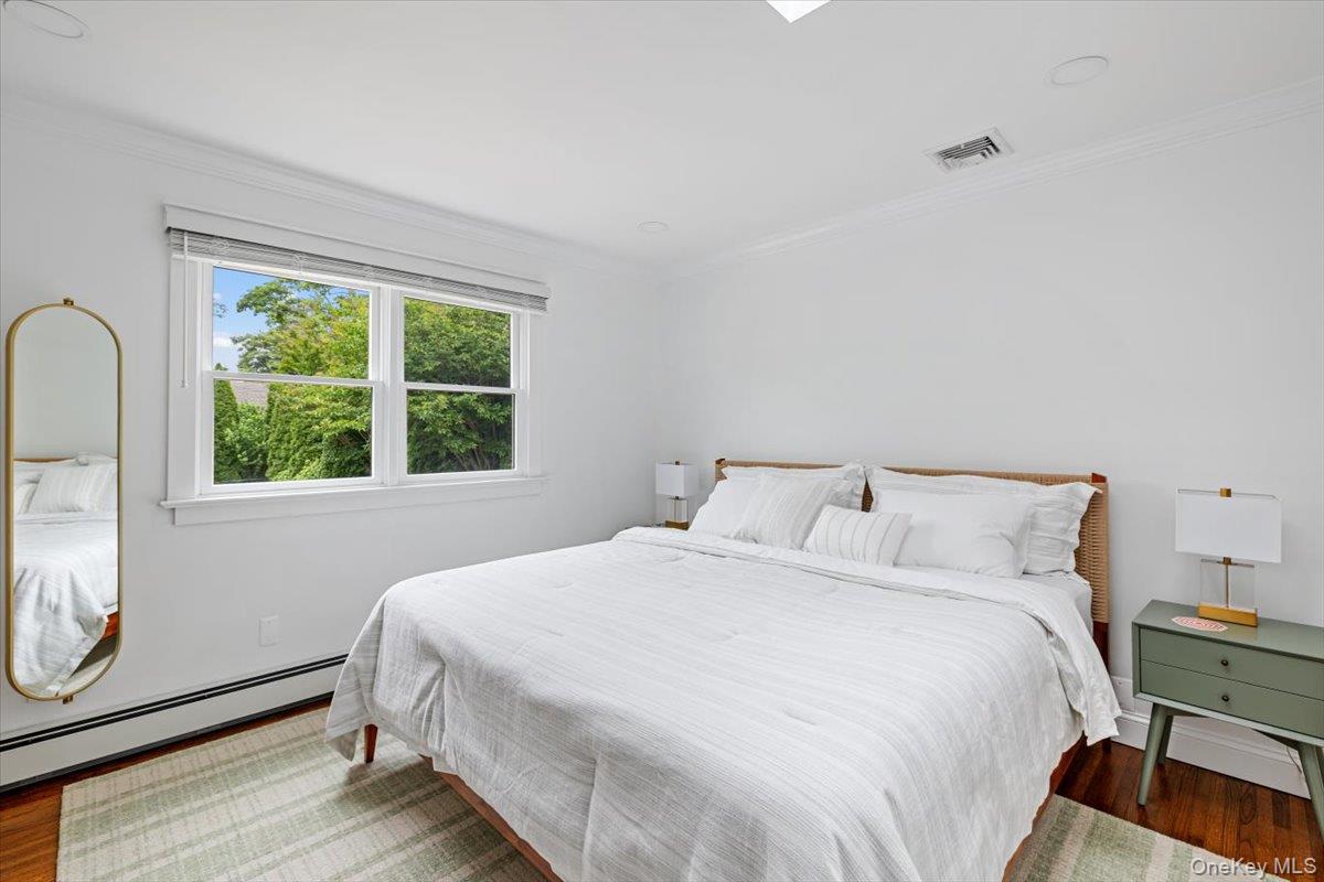 13 Colonial Lane, Bellport Village, NY 11713