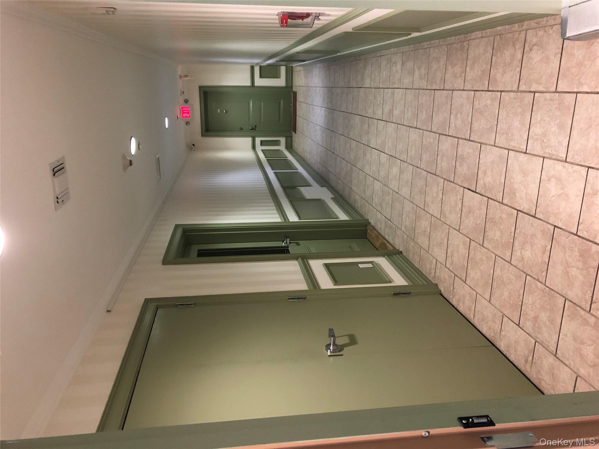 147 Main Street # 2-H, Mineola, NY 11501