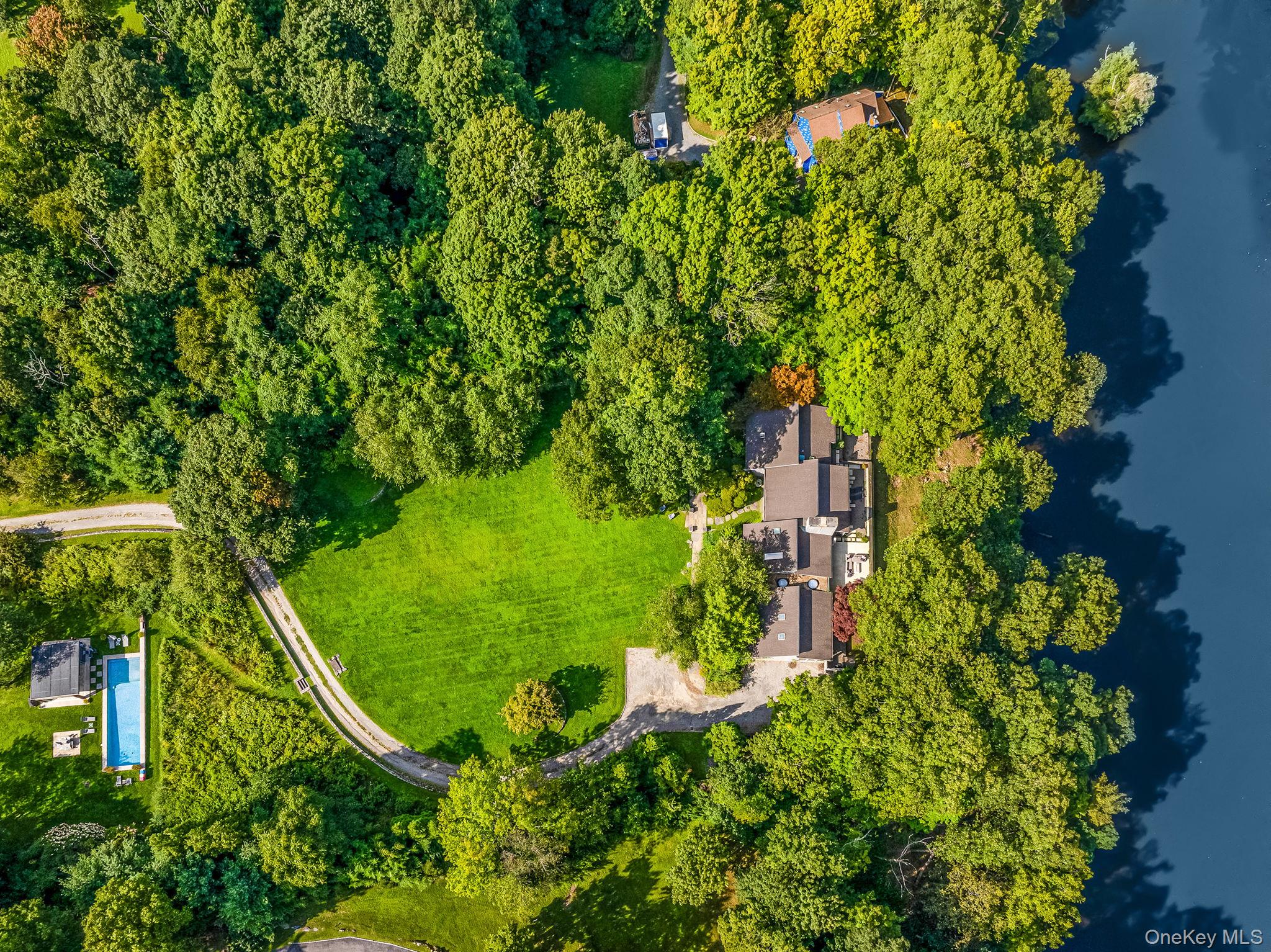 12 Haights Cross Road, Chappaqua, NY 10514