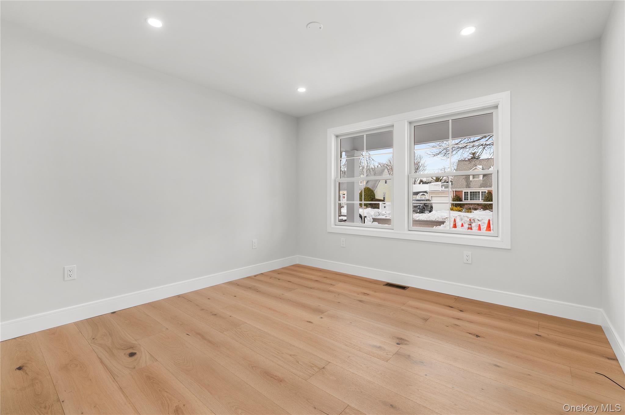 254 Elizabeth Avenue, Oceanside, NY 11572