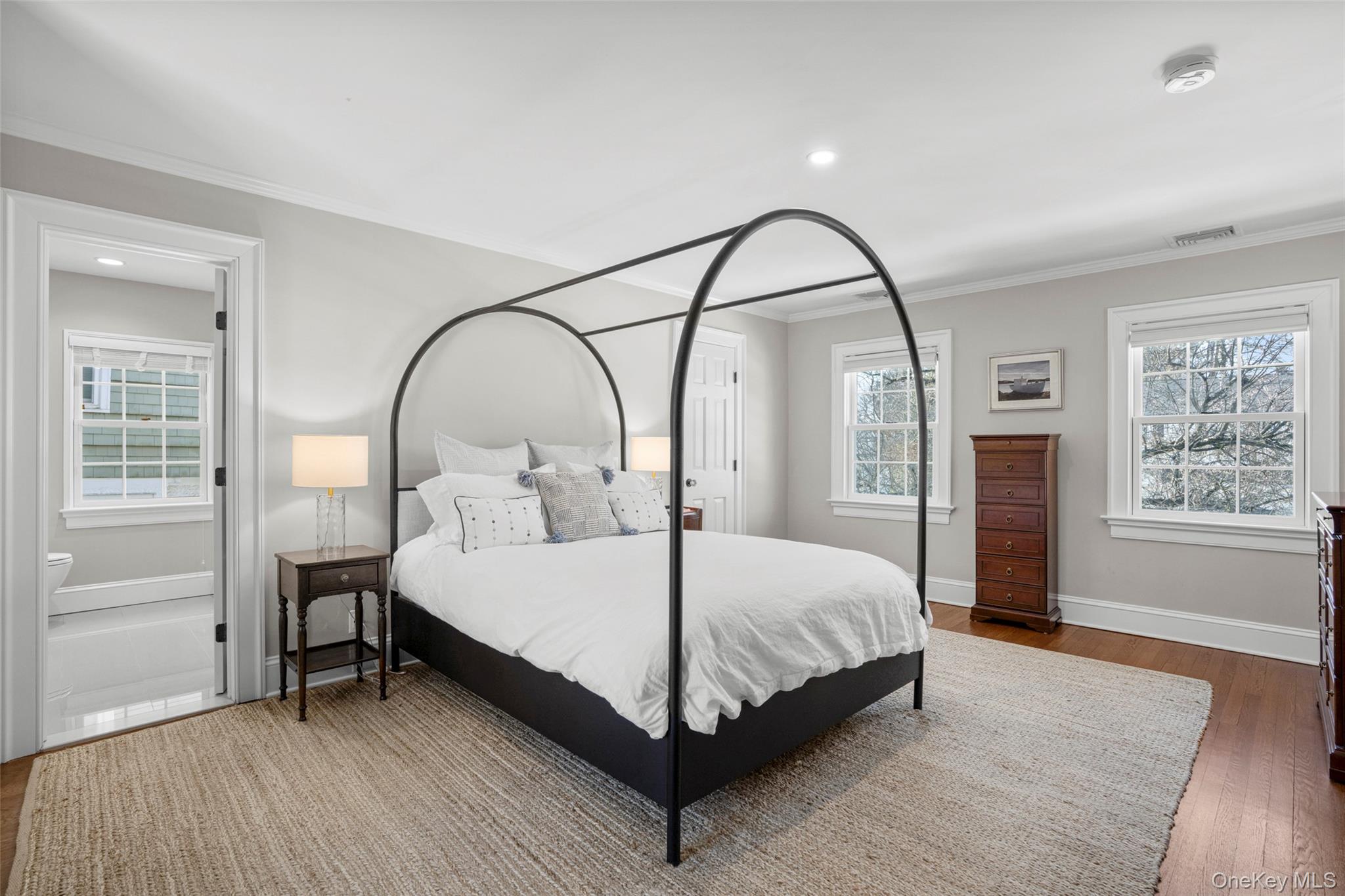 22 Ferncliff Road, Scarsdale, NY 10583