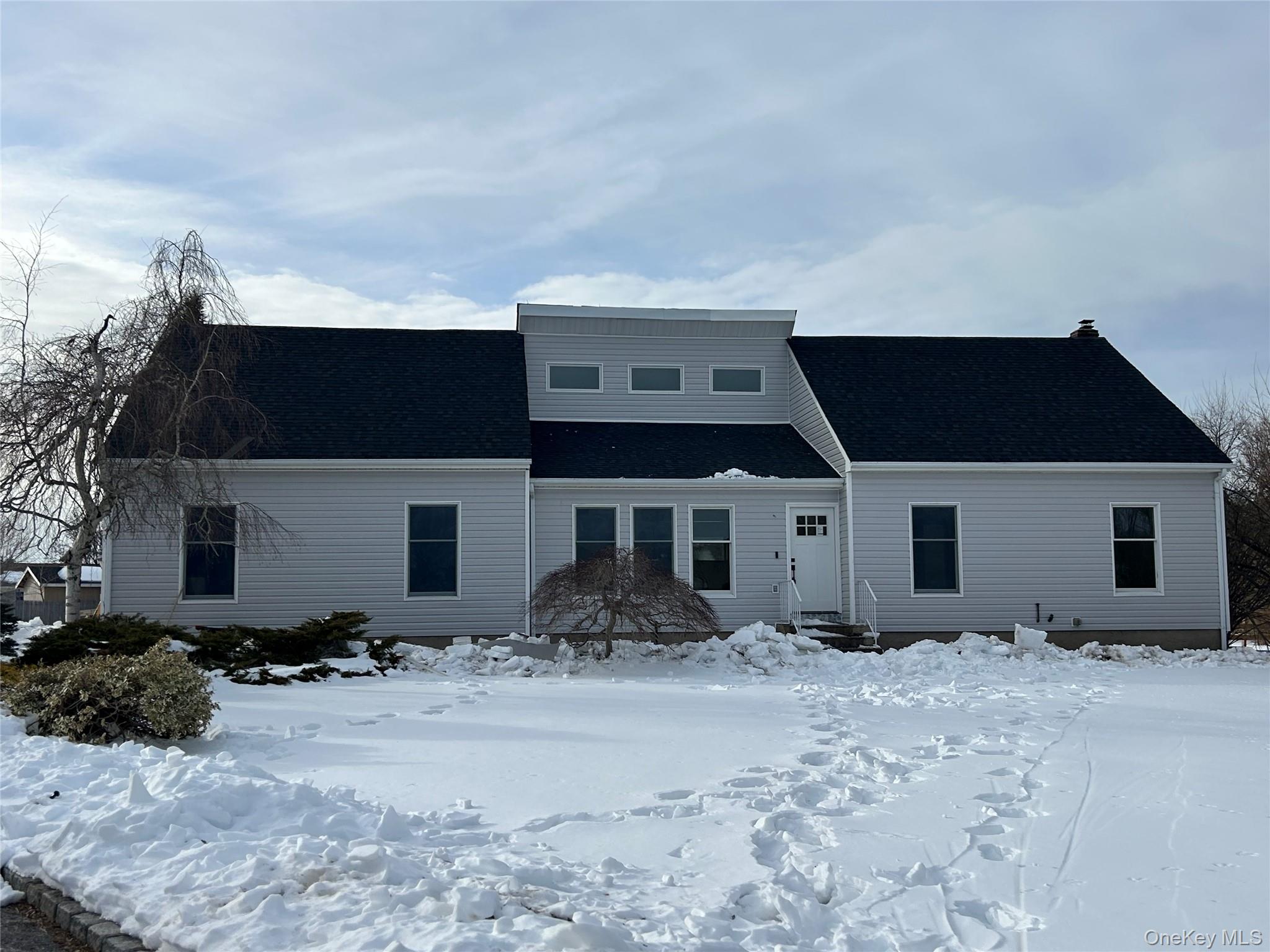 24 Kimberly Court, Baiting Hollow, NY 11933