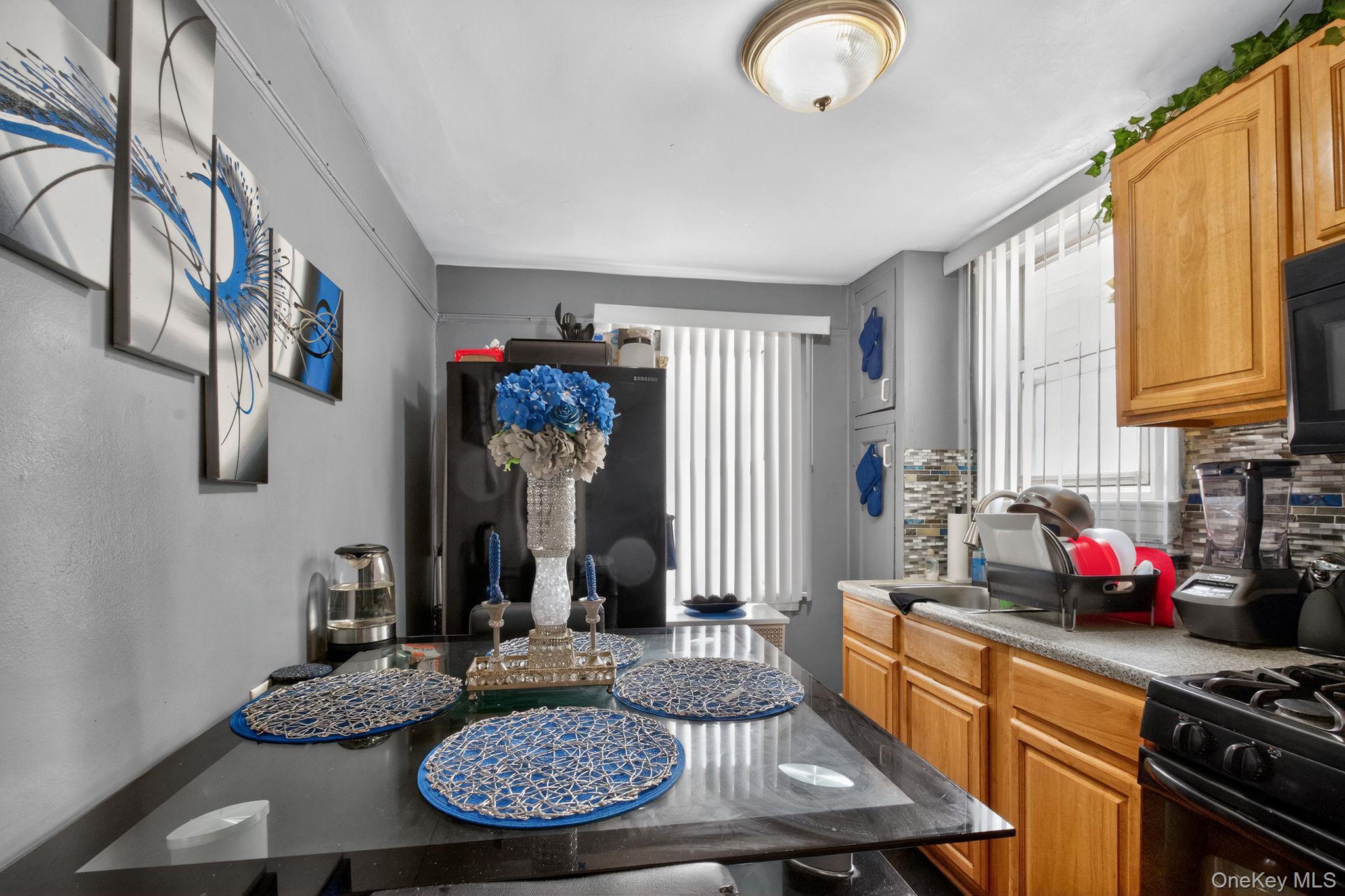 13715 231st Street, Laurelton, NY 11413