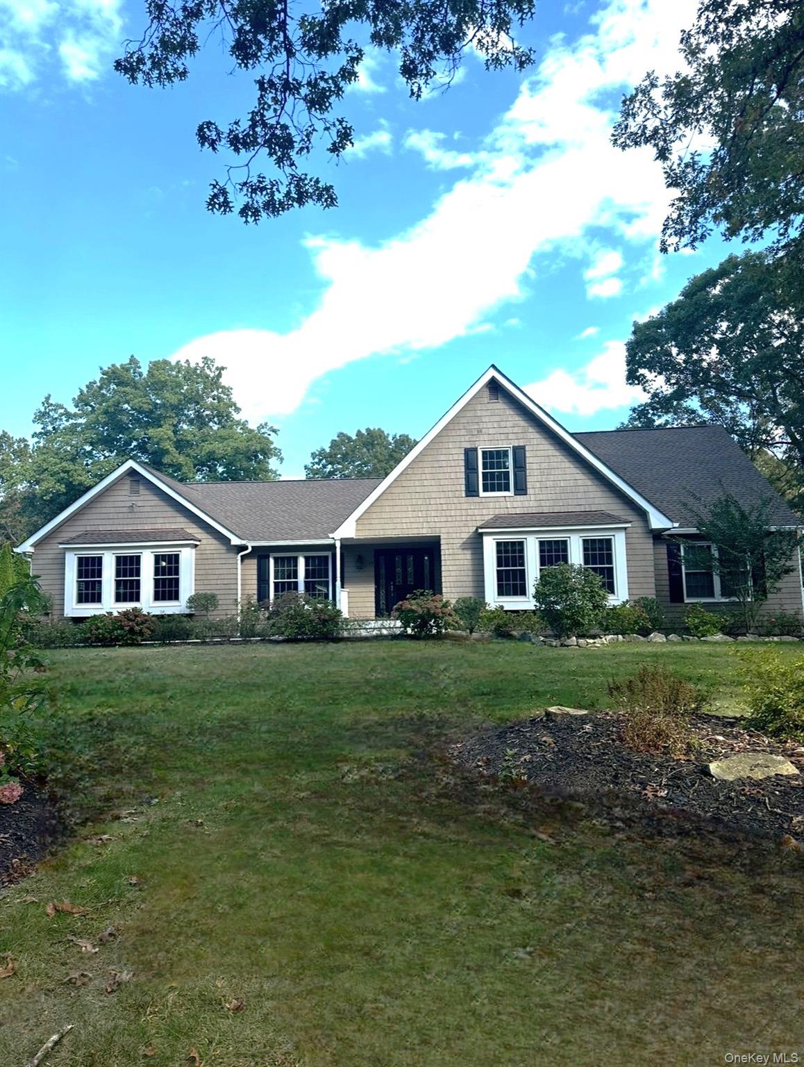 77 Van Buren Street, Port Jefferson Station, NY 11776