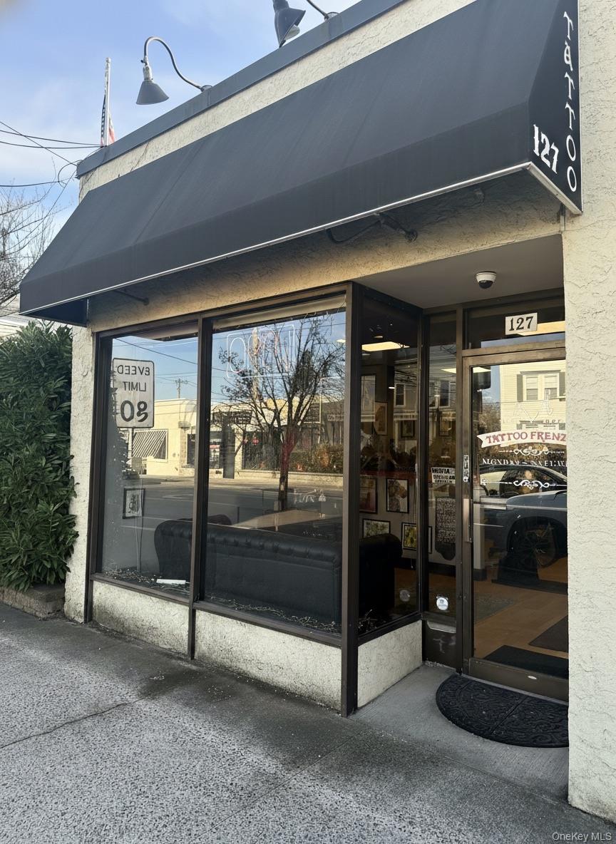 123-127 Merrick Road # 127, Amityville, NY 11701