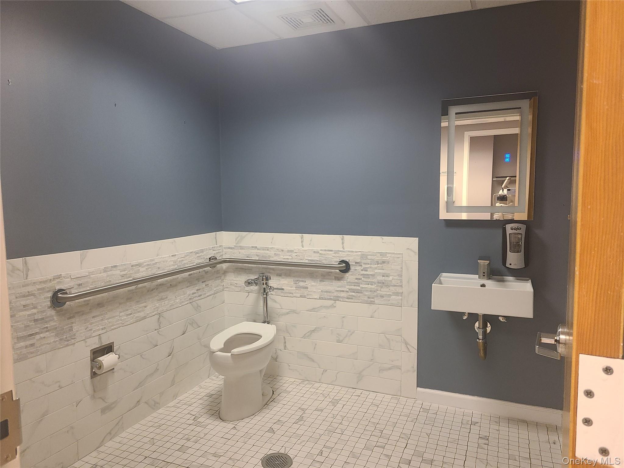 214 Wall Street # 1, Huntington, NY 11743