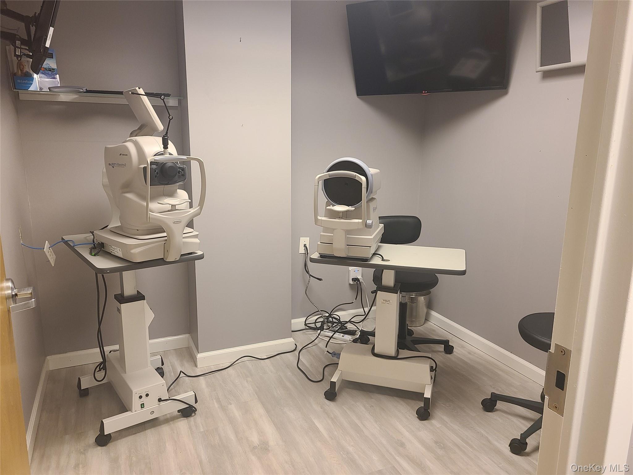 214 Wall Street # 1, Huntington, NY 11743