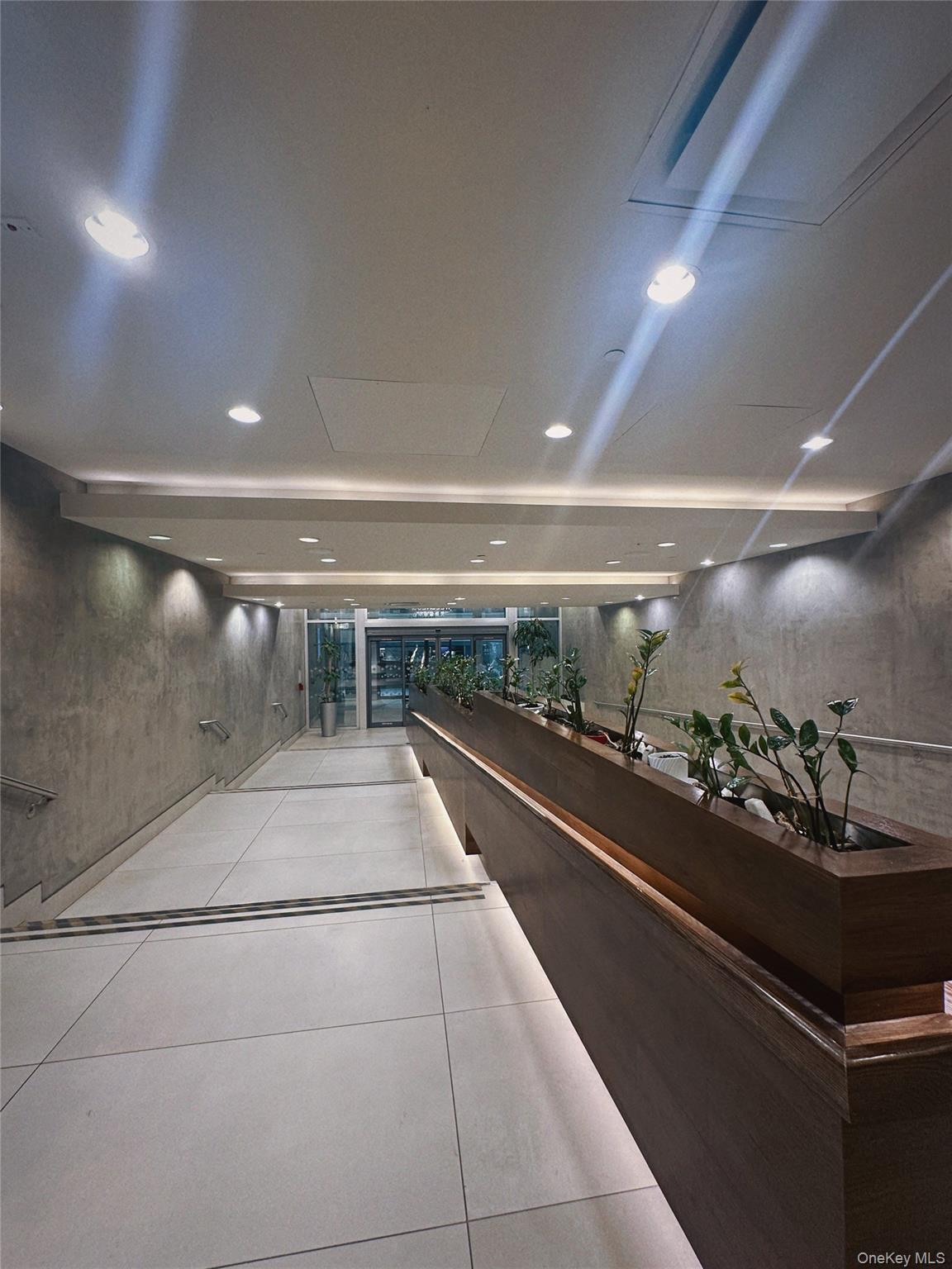 131-07 40th Rd # E27-E28, Flushing, NY 11354