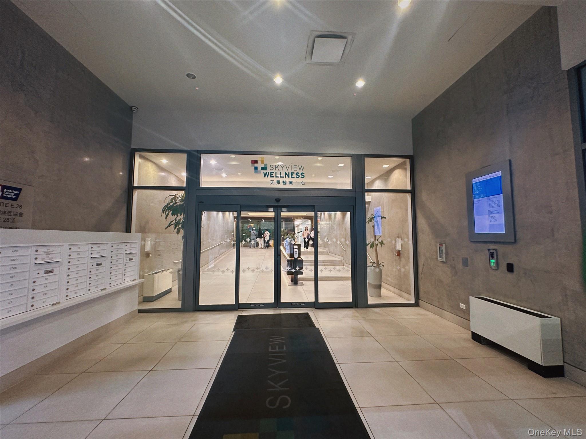 131-07 40th Rd # E27-E28, Flushing, NY 11354