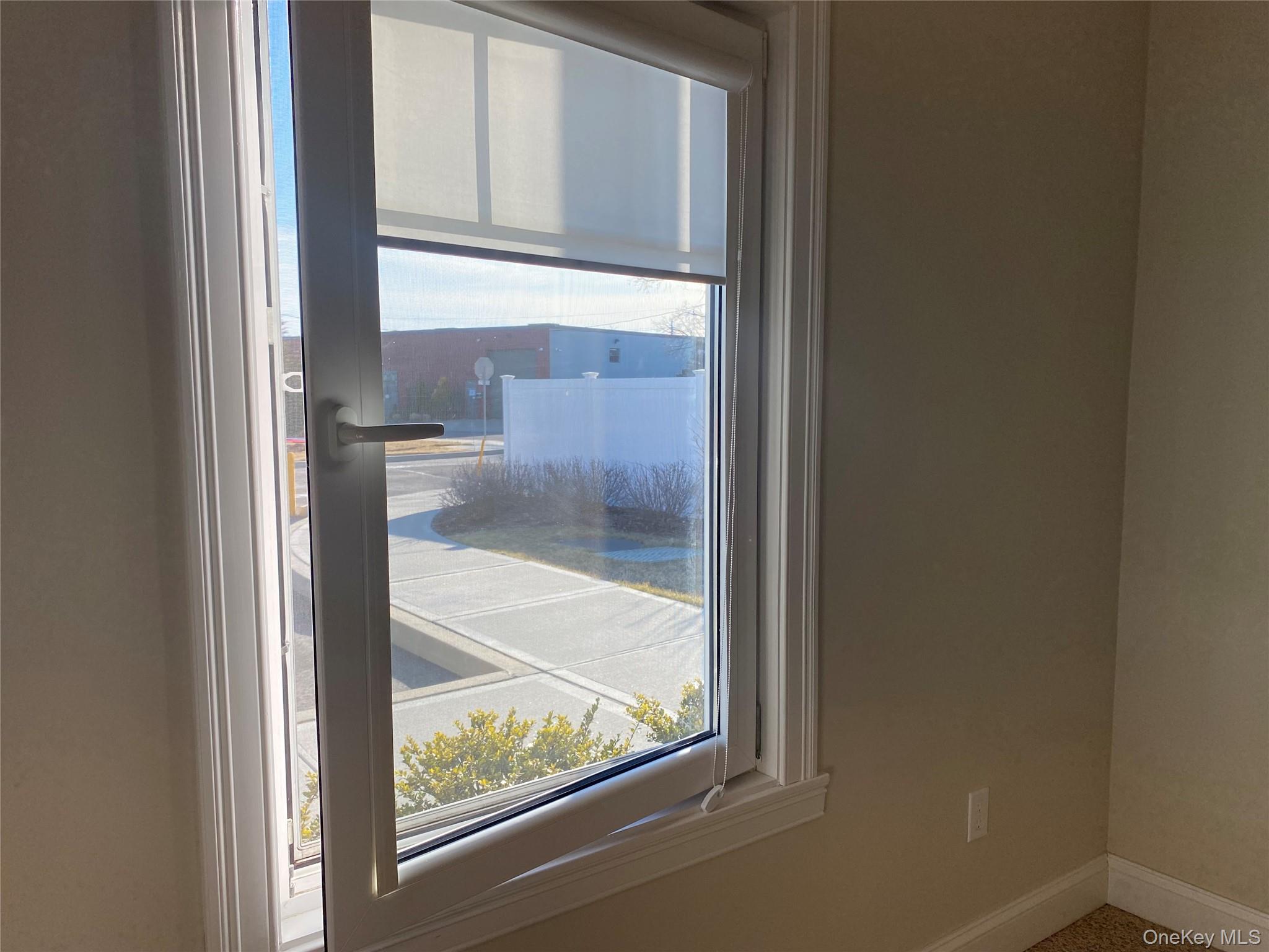 515 Jackson Avenue # 10, Lindenhurst, NY 11757