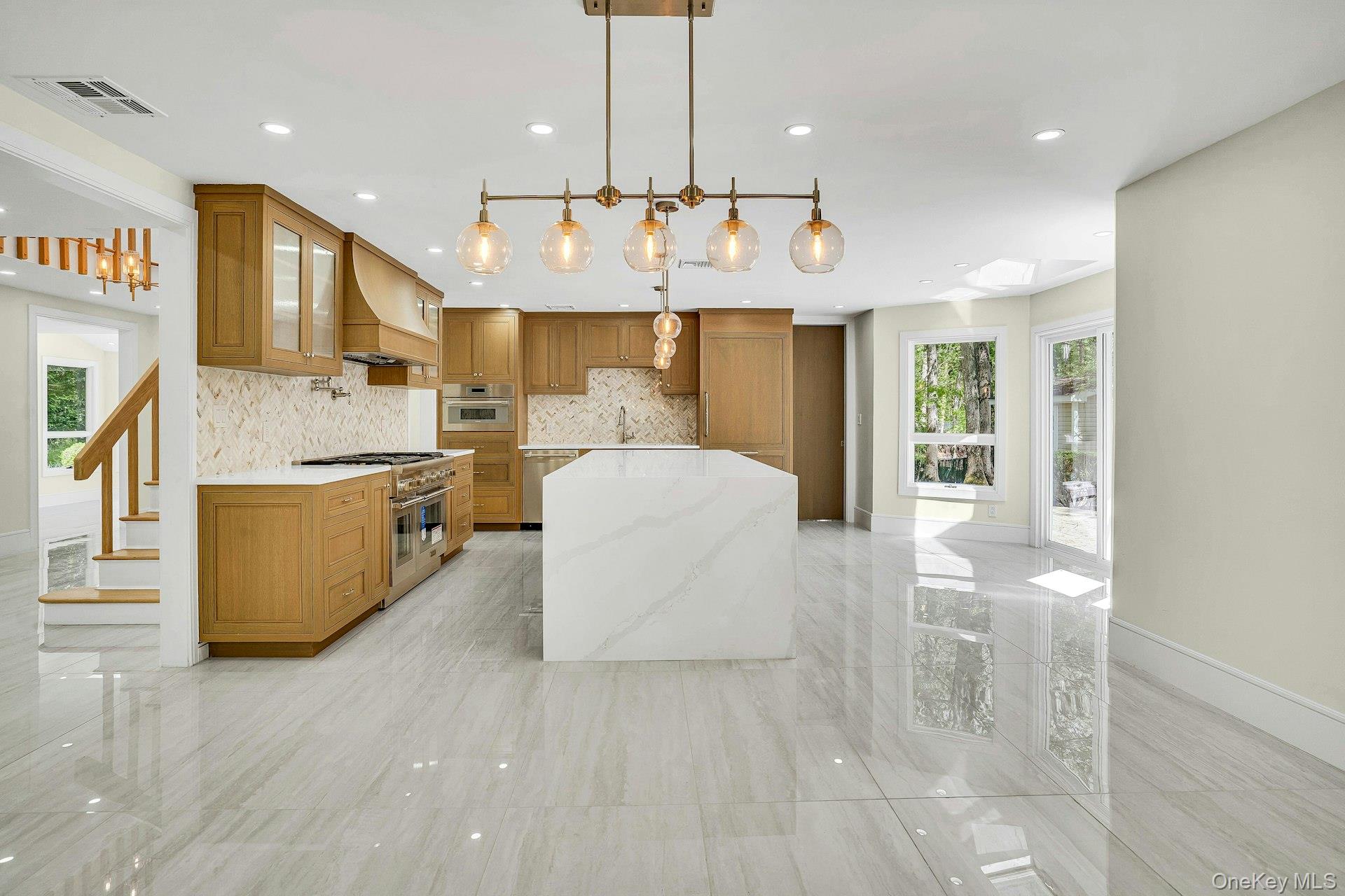 7 McCulloch Drive, Dix Hills, NY 11746