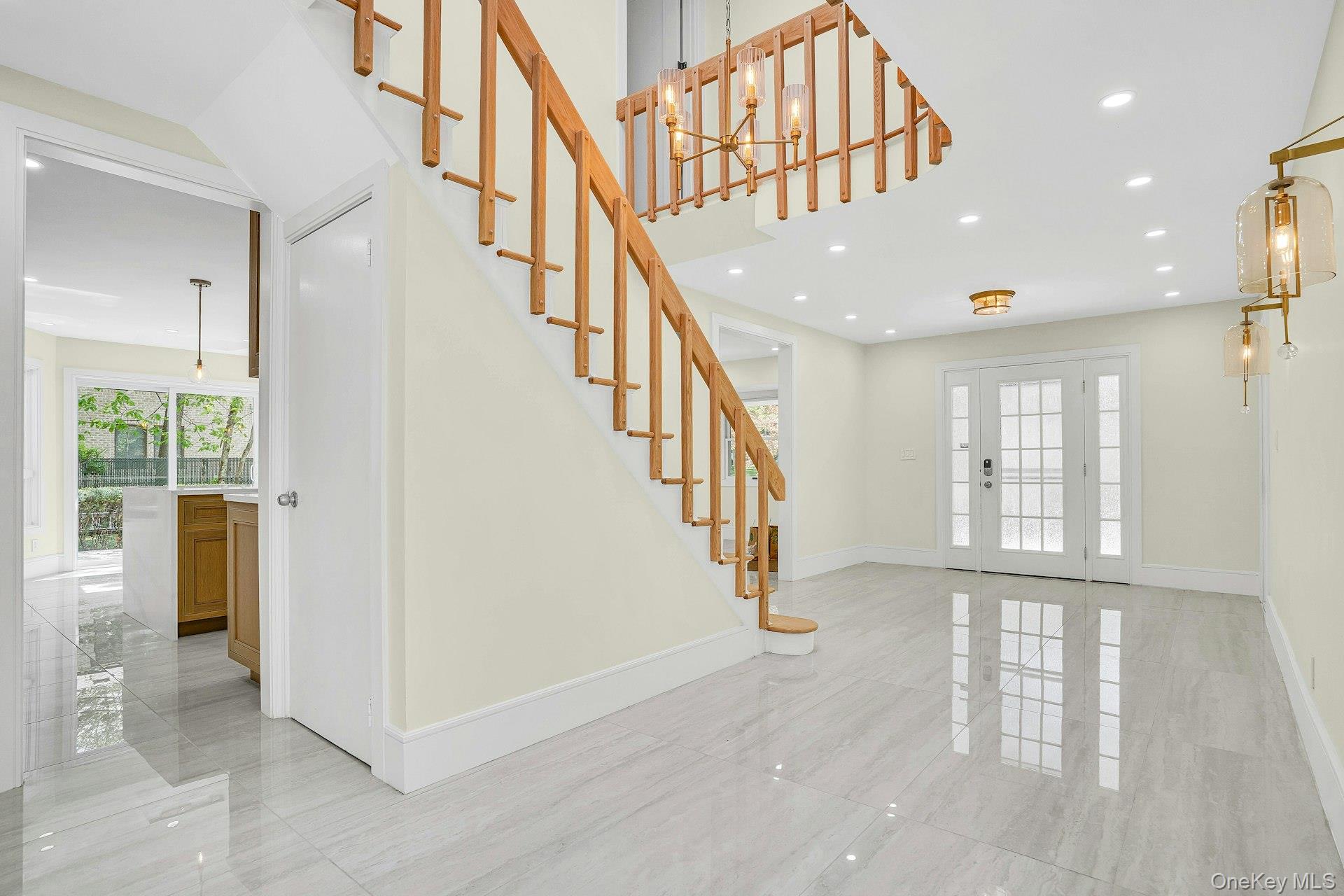 7 McCulloch Drive, Dix Hills, NY 11746