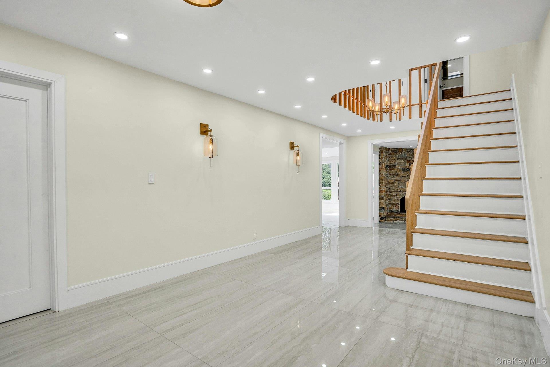 7 McCulloch Drive, Dix Hills, NY 11746