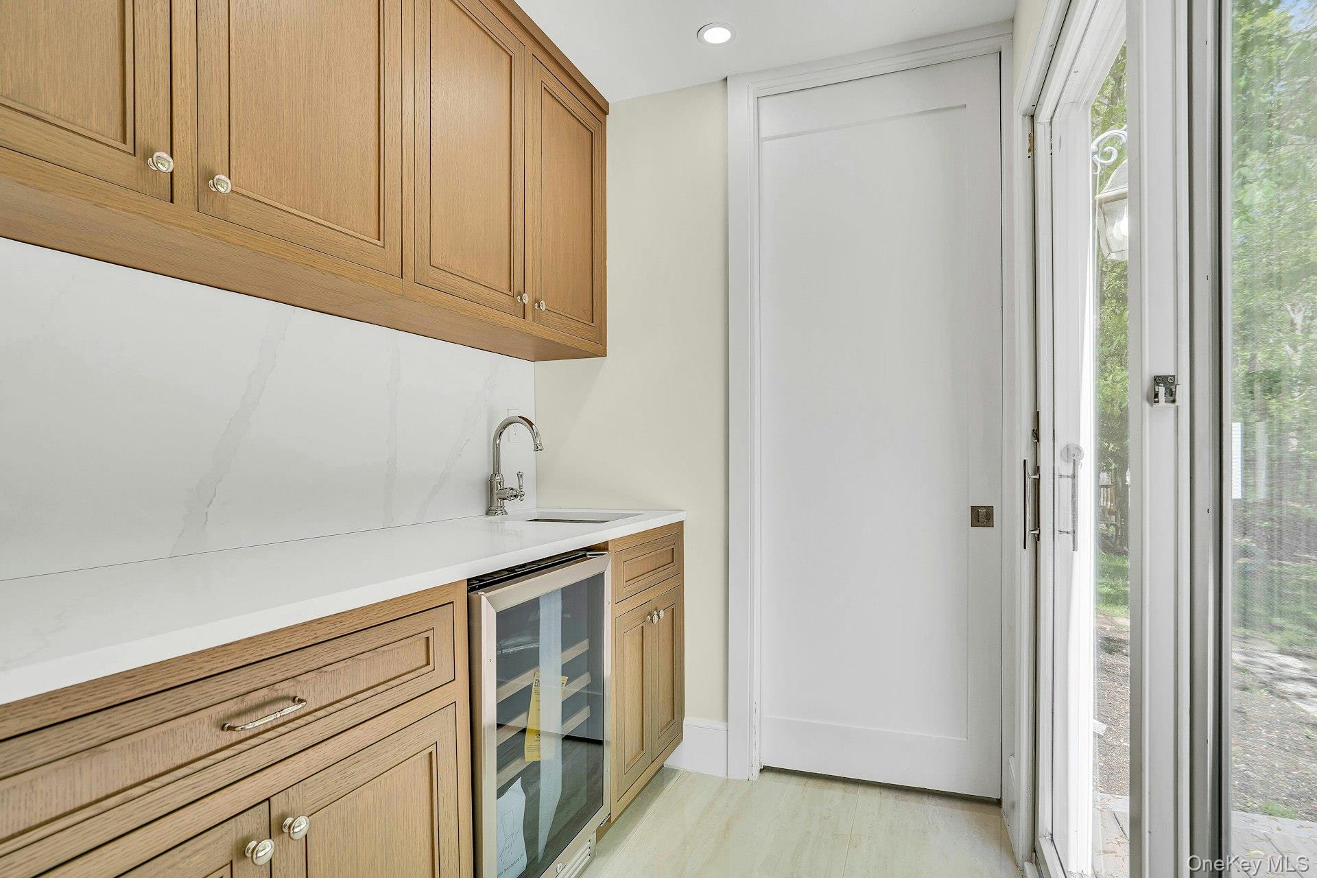 7 McCulloch Drive, Dix Hills, NY 11746