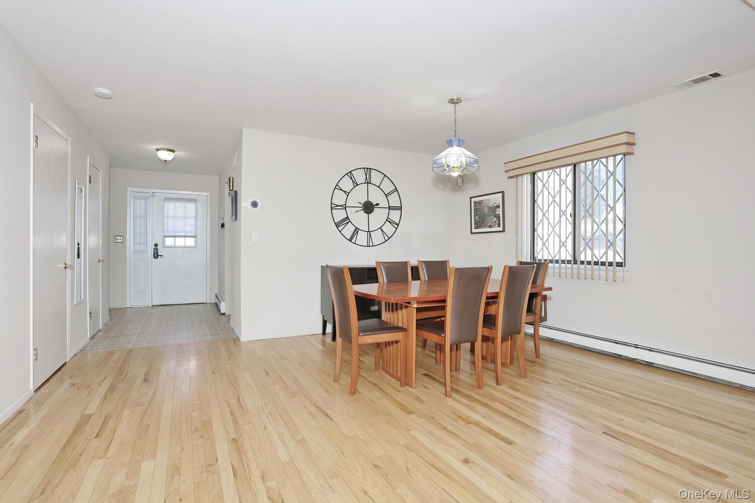 25 Buckingham Court, Pomona, NY 10970