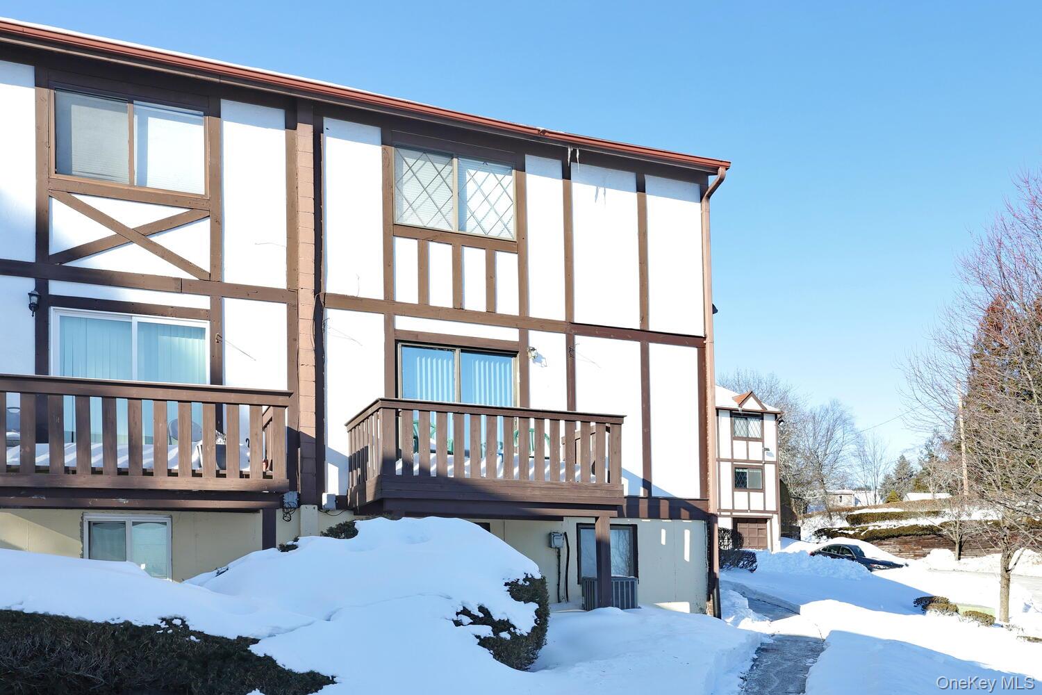 25 Buckingham Court, Pomona, NY 10970