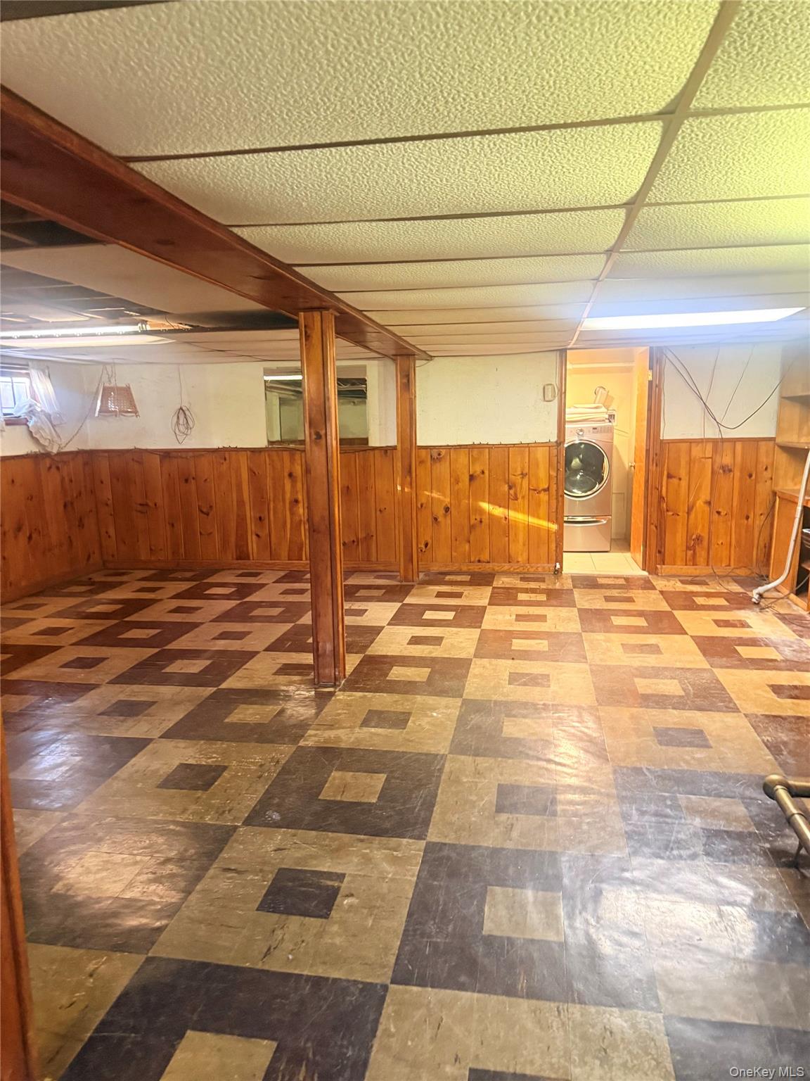 896 School Drive, North Baldwin, NY 11510