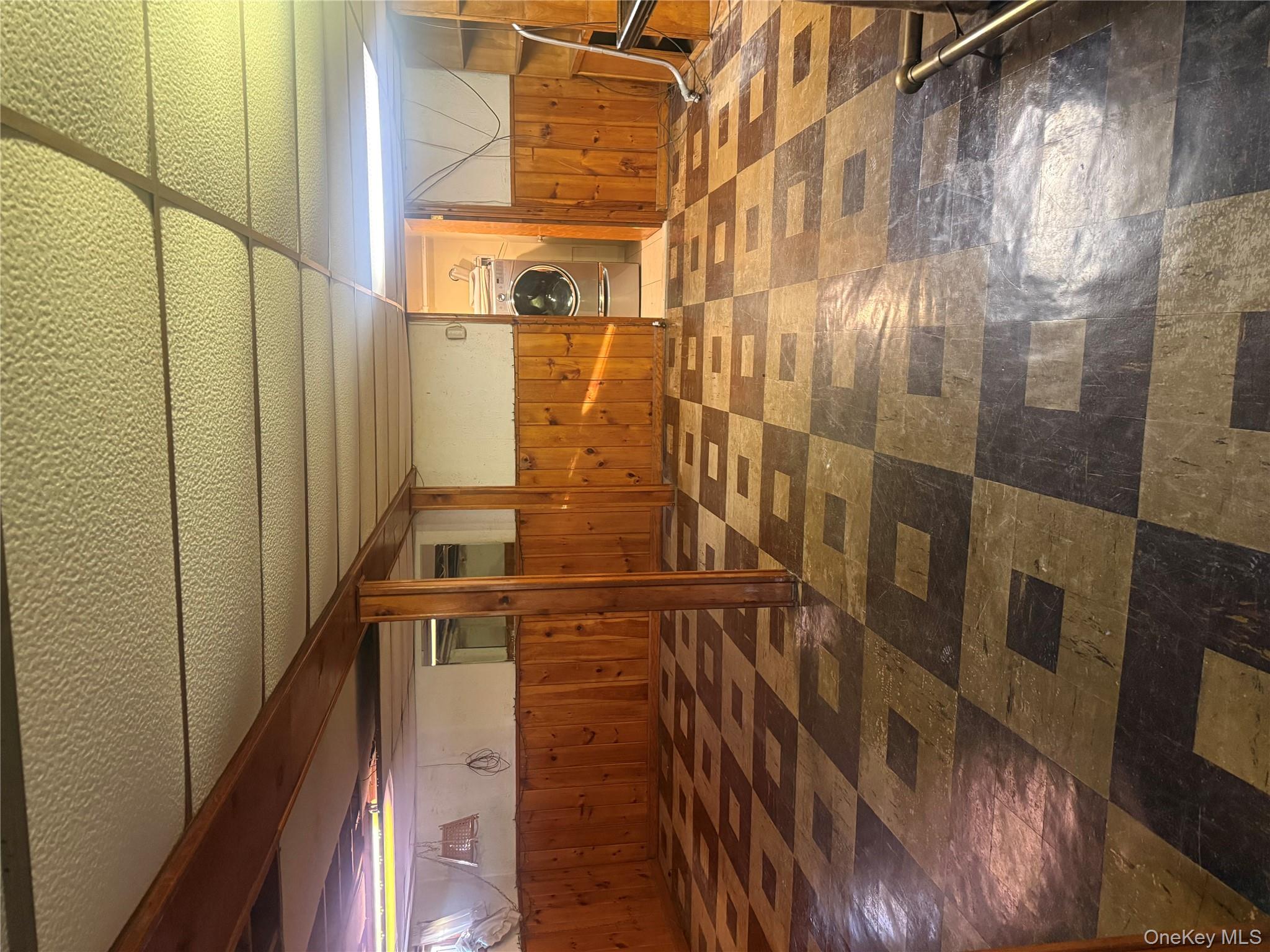 896 School Drive, North Baldwin, NY 11510