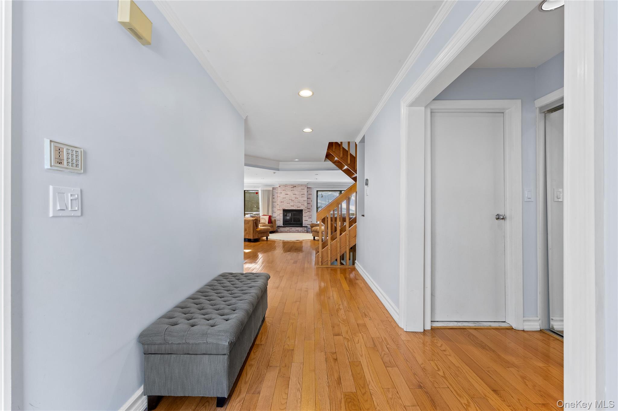 4 John Bean Court, Port Washington, NY 11050