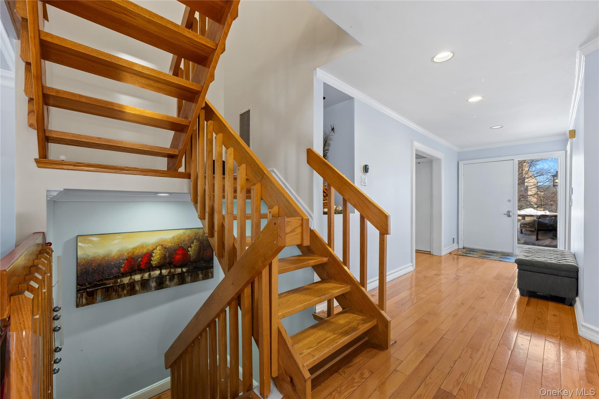 4 John Bean Court, Port Washington, NY 11050