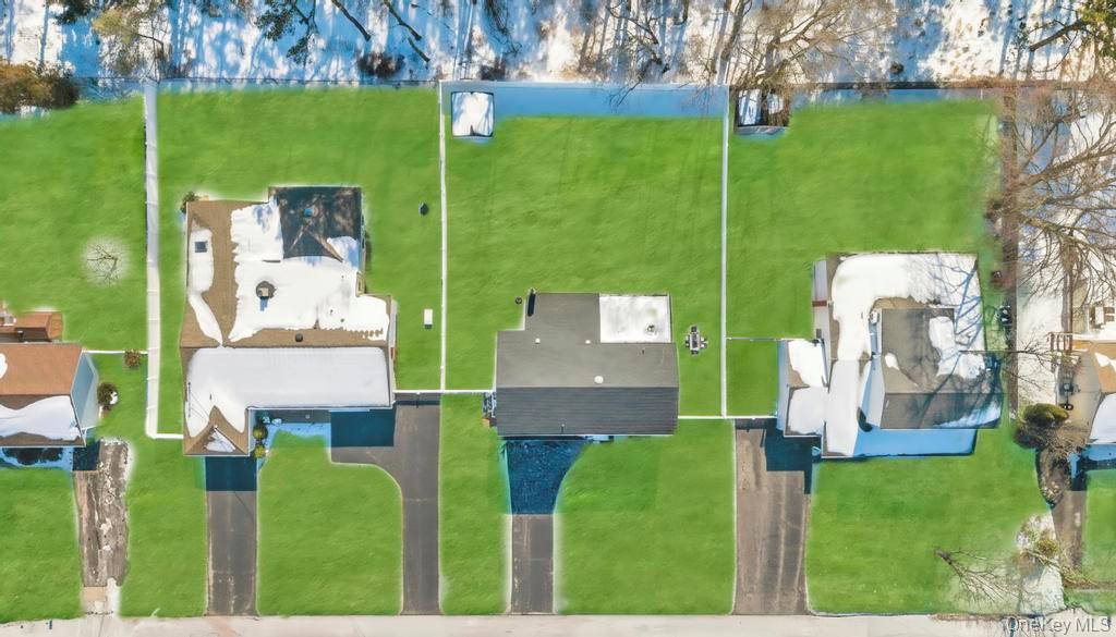 436 8th Street, Bohemia, NY 11716