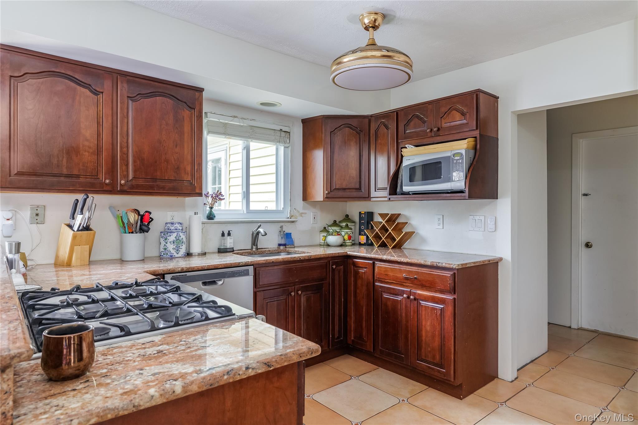 44 Frazer Drive, Greenlawn, NY 11740