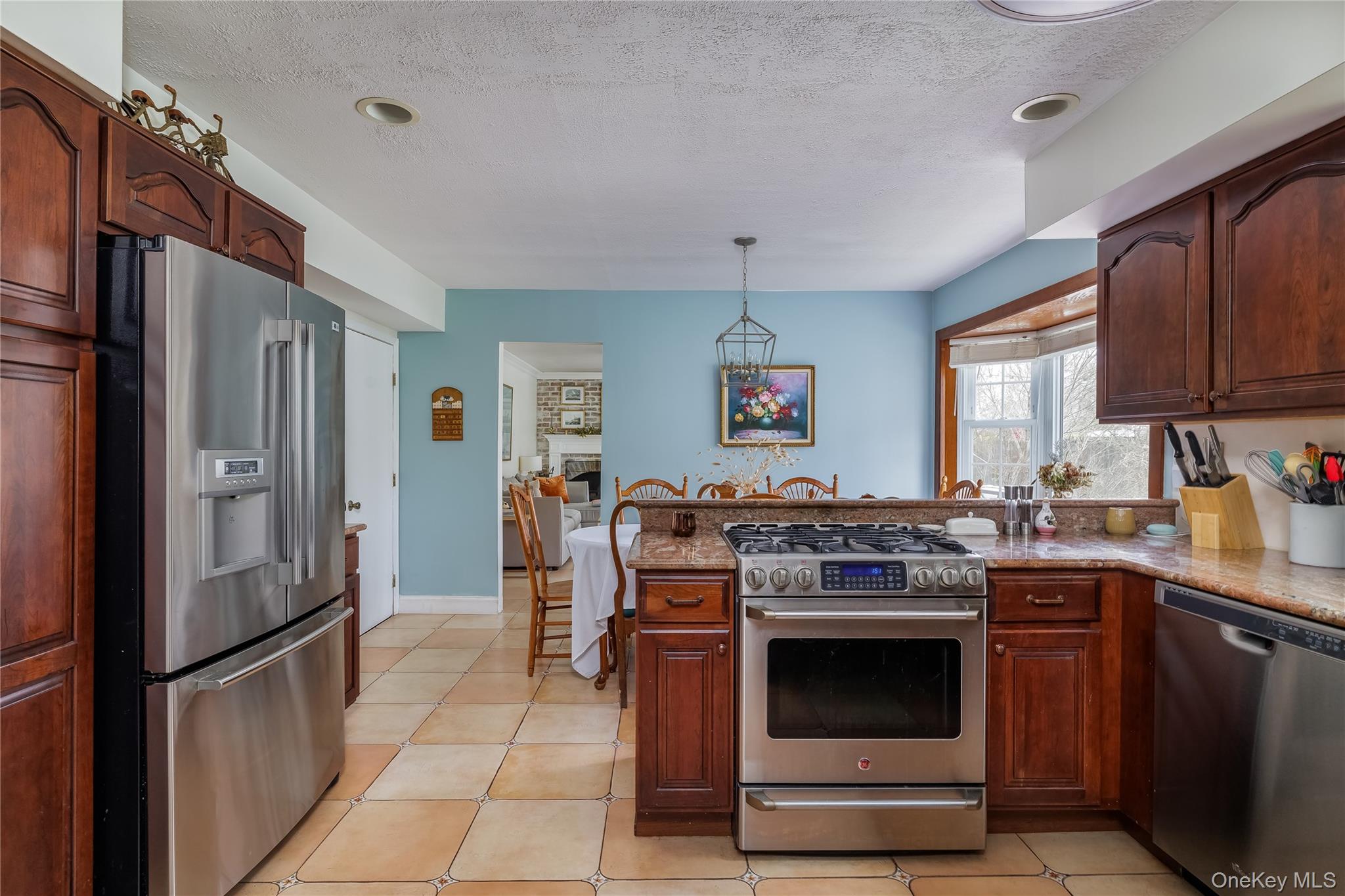 44 Frazer Drive, Greenlawn, NY 11740