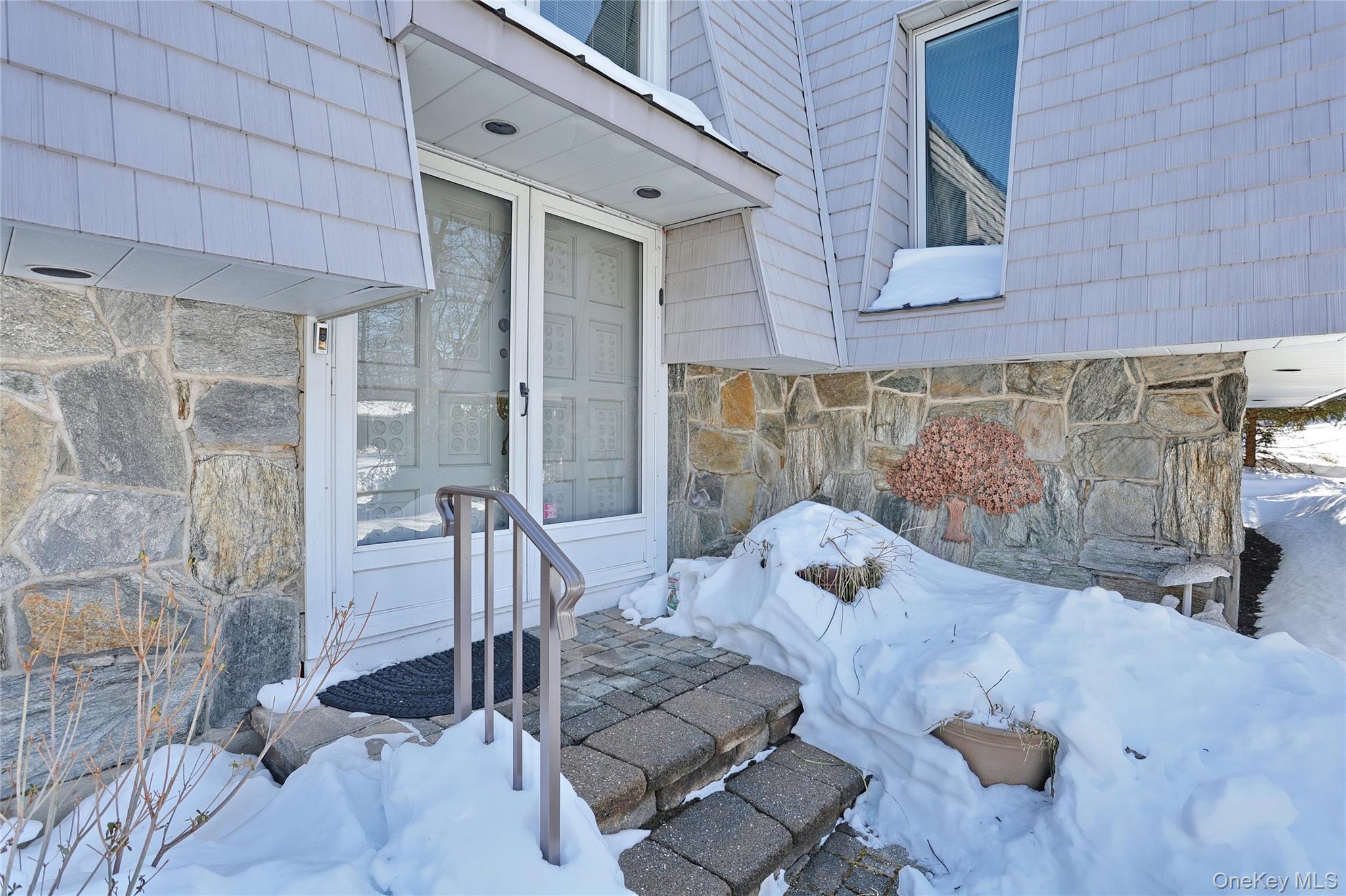 15 Windgate Drive, New City, NY 10956