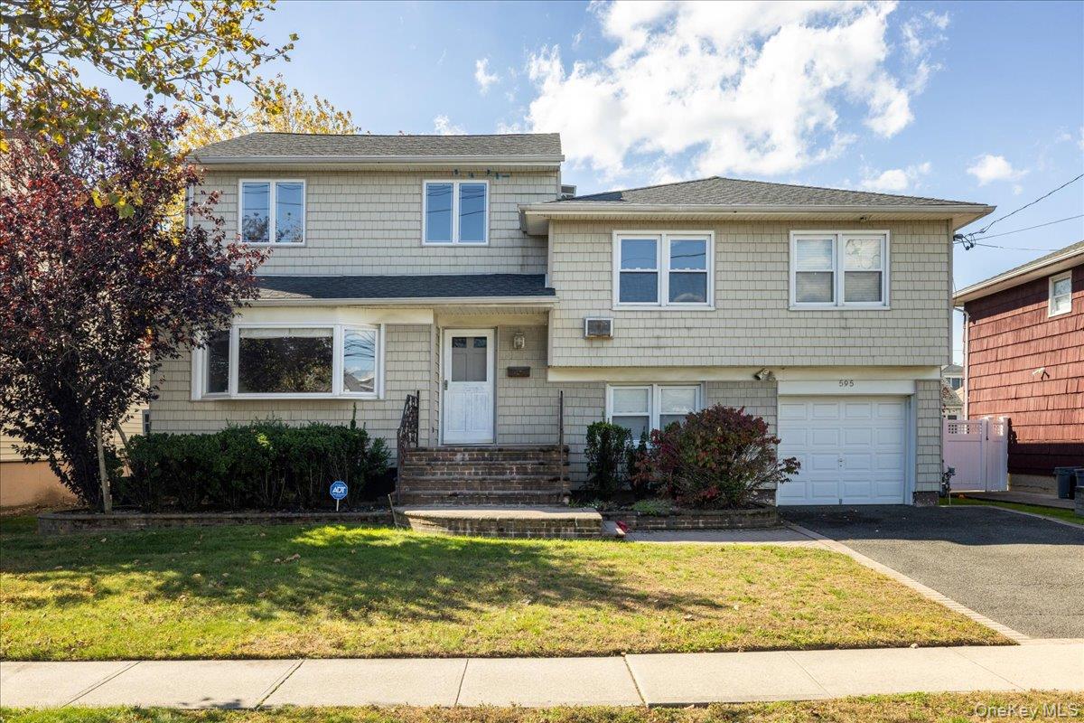 595 Church Avenue, Woodmere, NY 11598