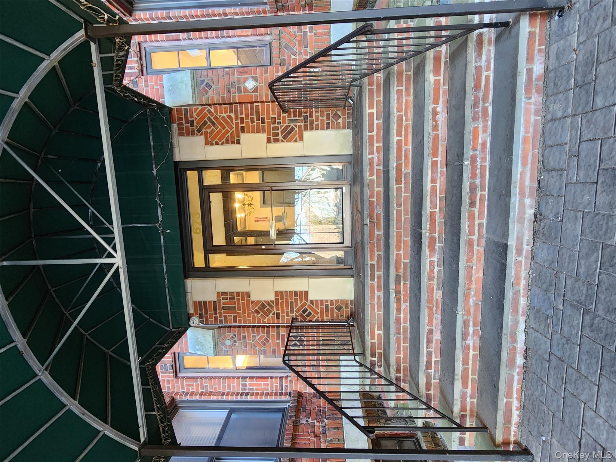 673 Locust Street # 1G, Mount Vernon, NY 10552