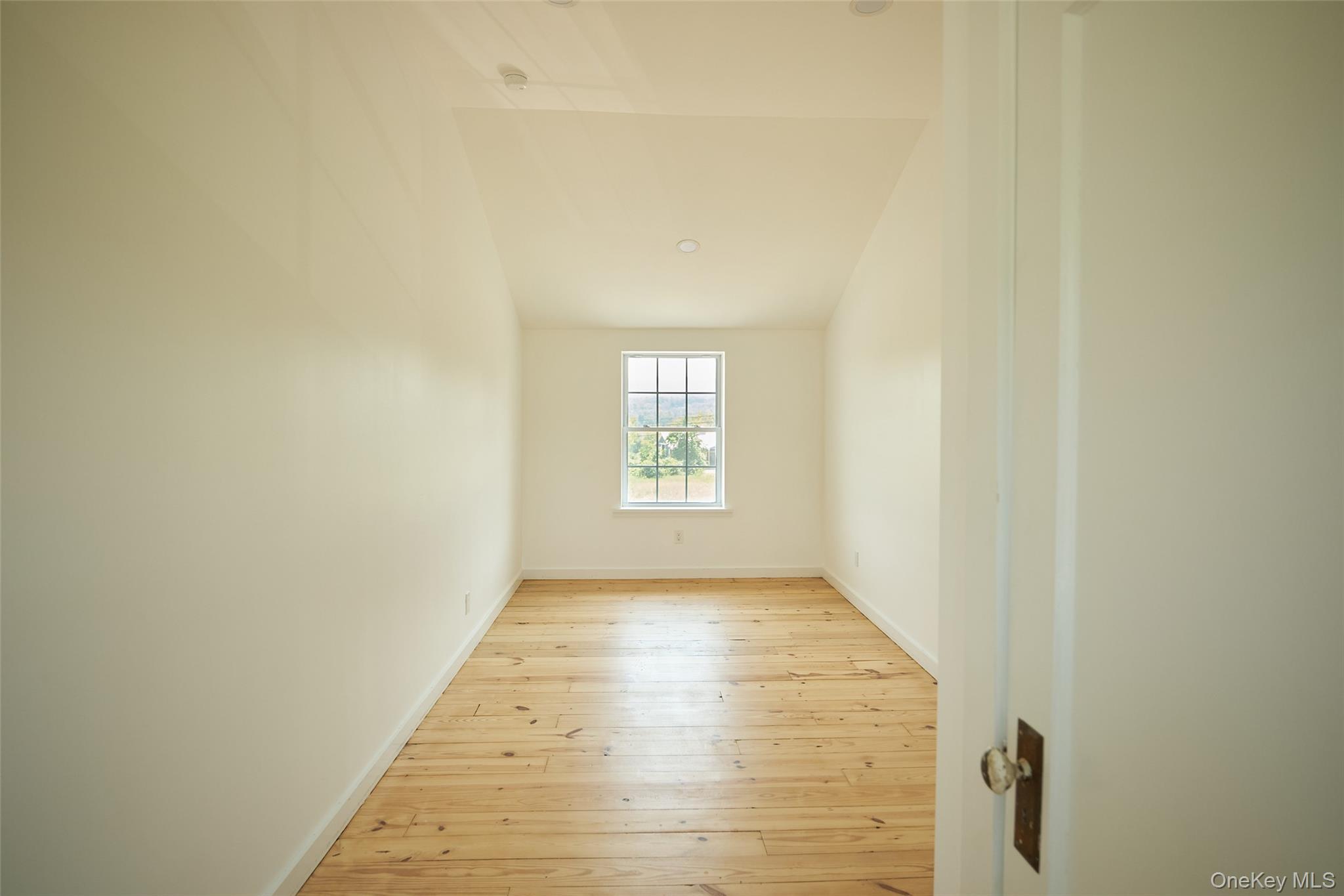 5728 209 Highway # 6F, Kerhonkson, NY 12446