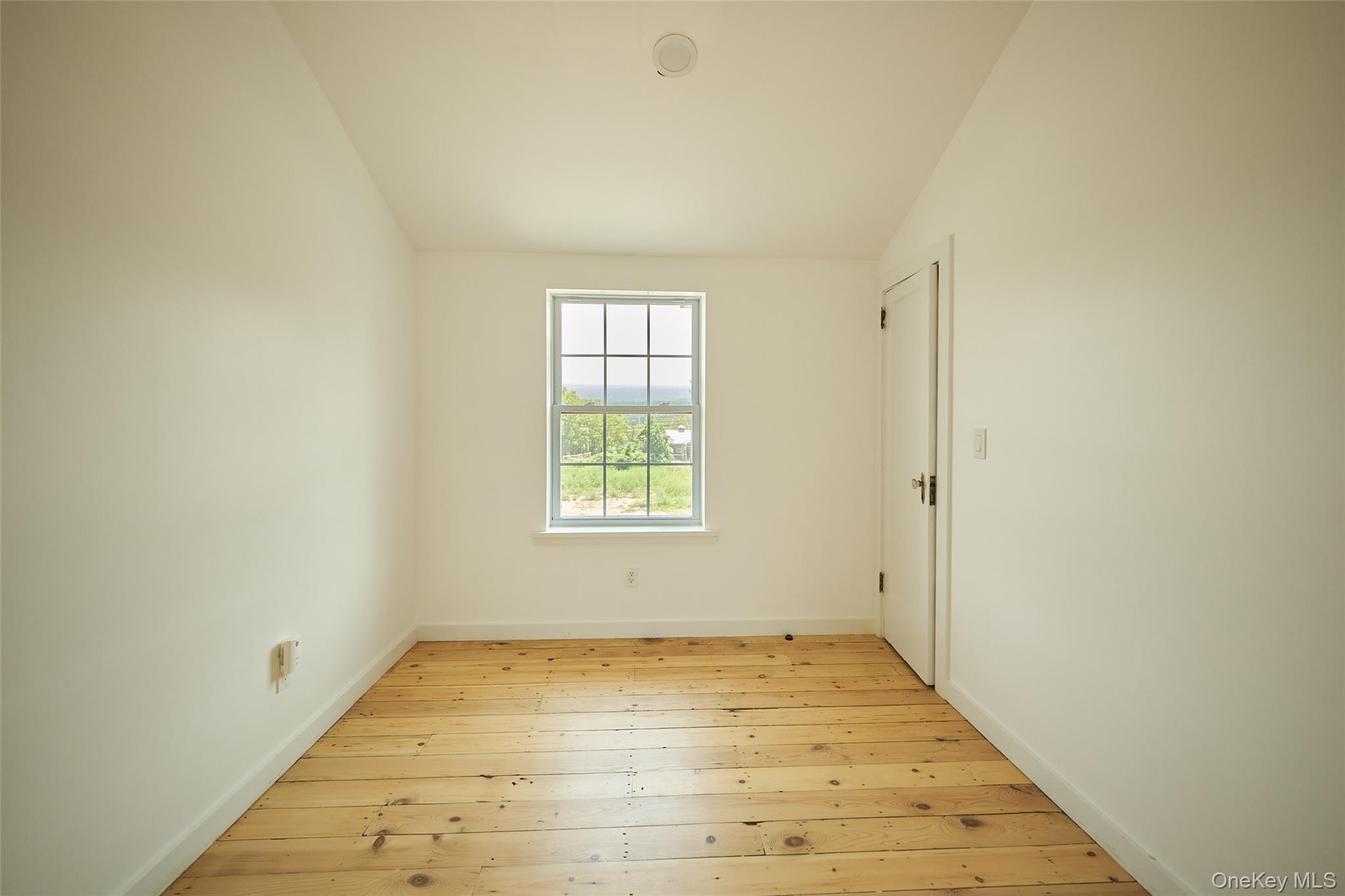 5728 209 Highway # 6F, Kerhonkson, NY 12446