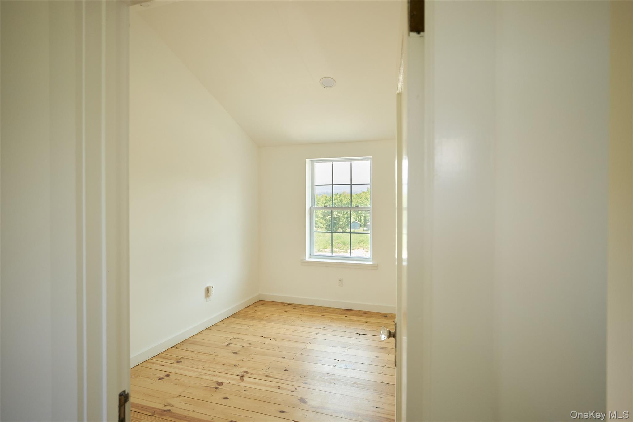 5728 209 Highway # 6F, Kerhonkson, NY 12446