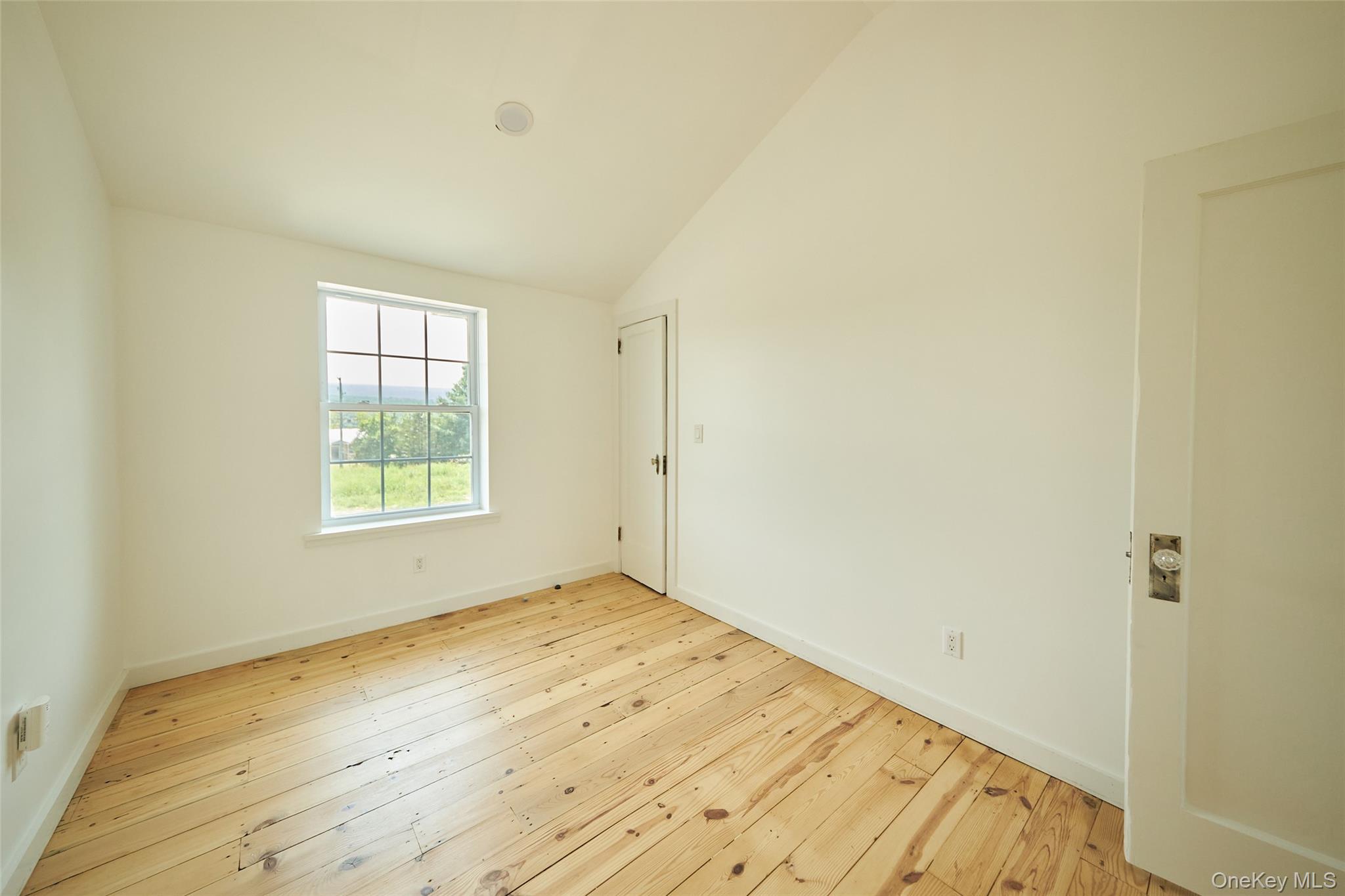 5728 209 Highway # 6F, Kerhonkson, NY 12446