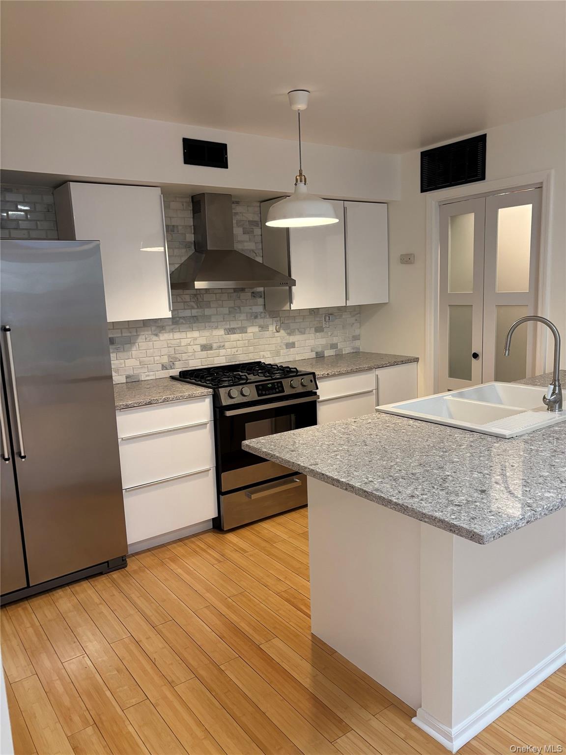 166 E Crooked Hill Rd # 166, Pearl River, NY 10965