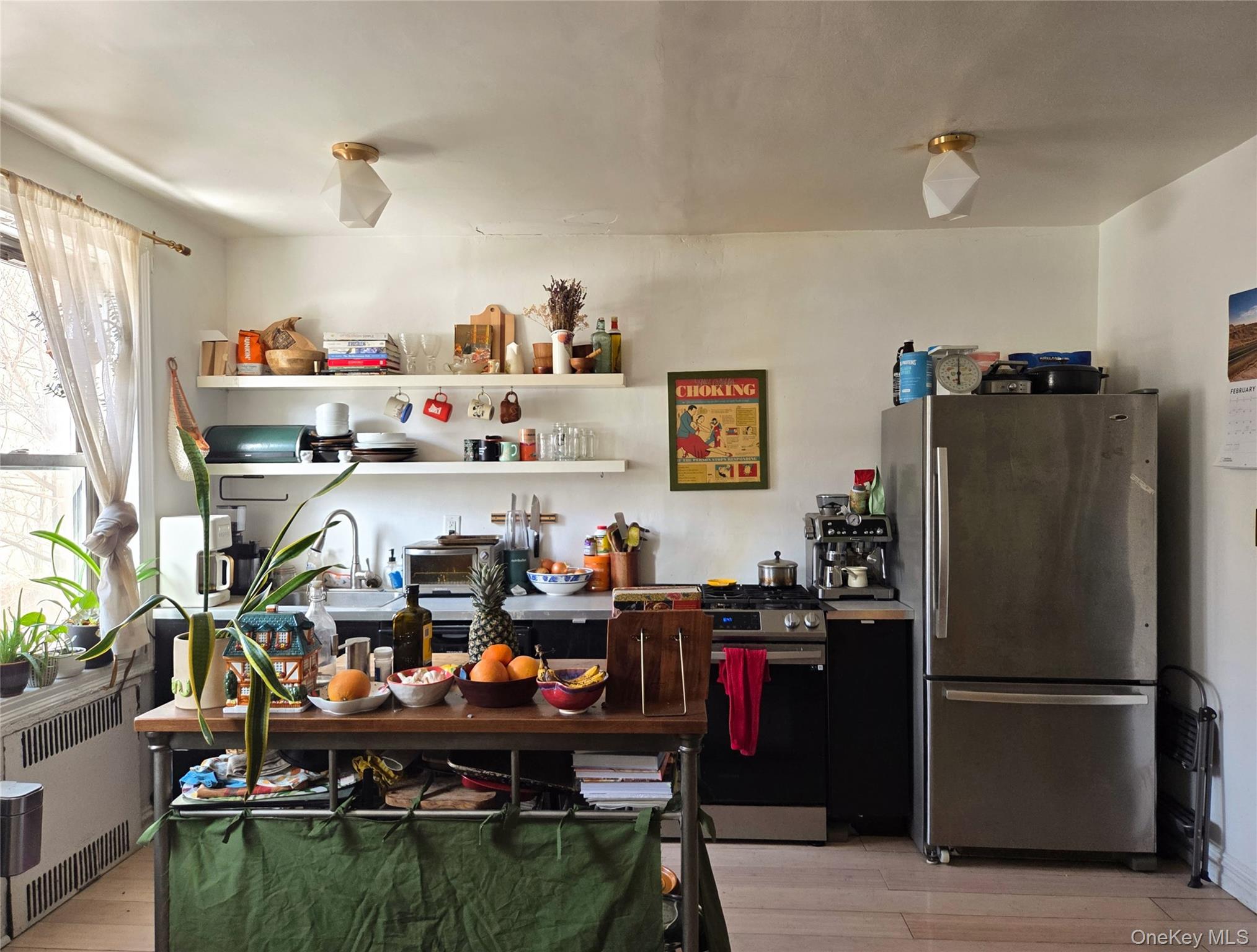 192 E 8th Street # 1B, Brooklyn, NY 11218