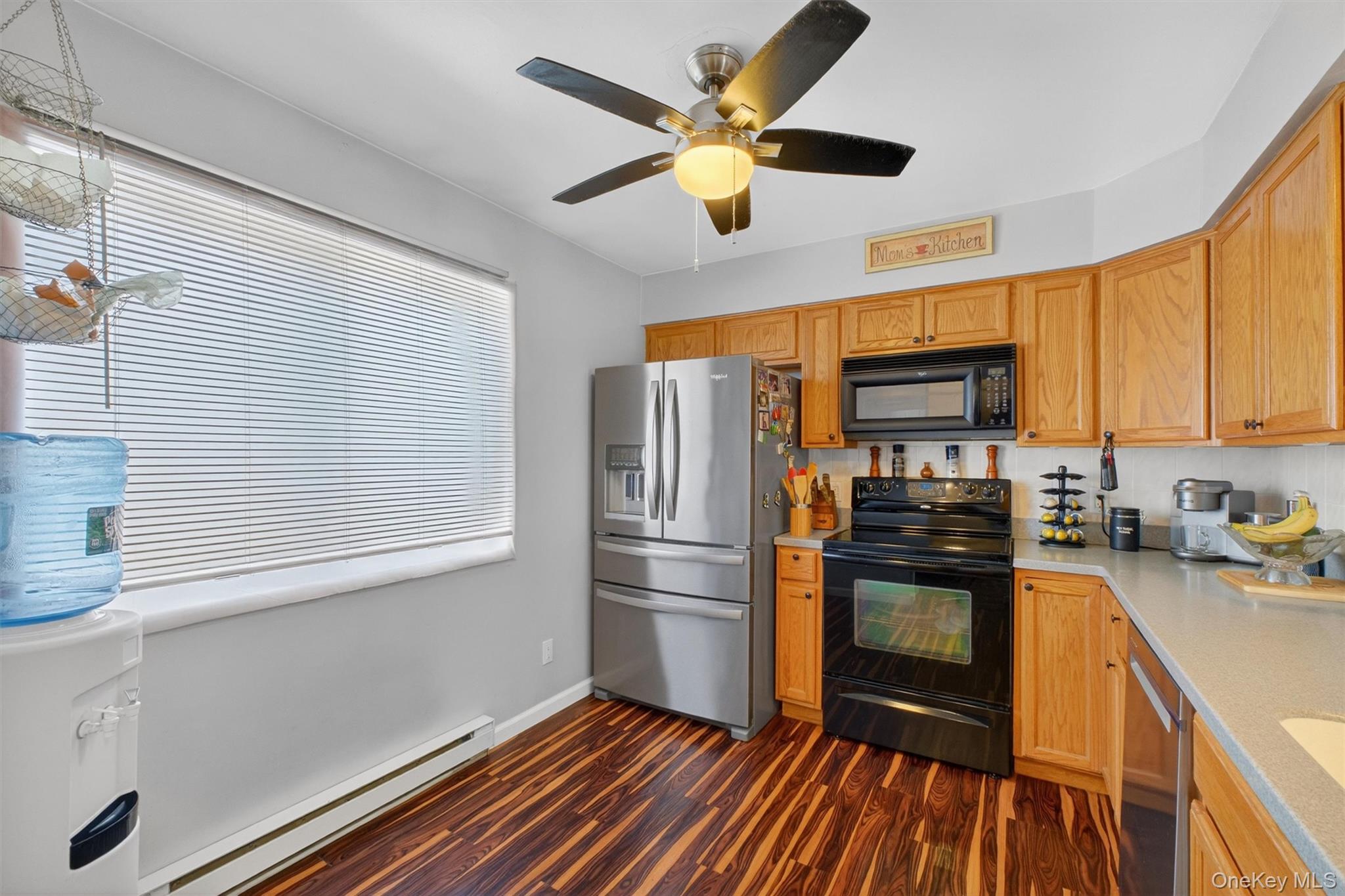 5307 Chelsea Cove N, Hopewell Junction, NY 12533