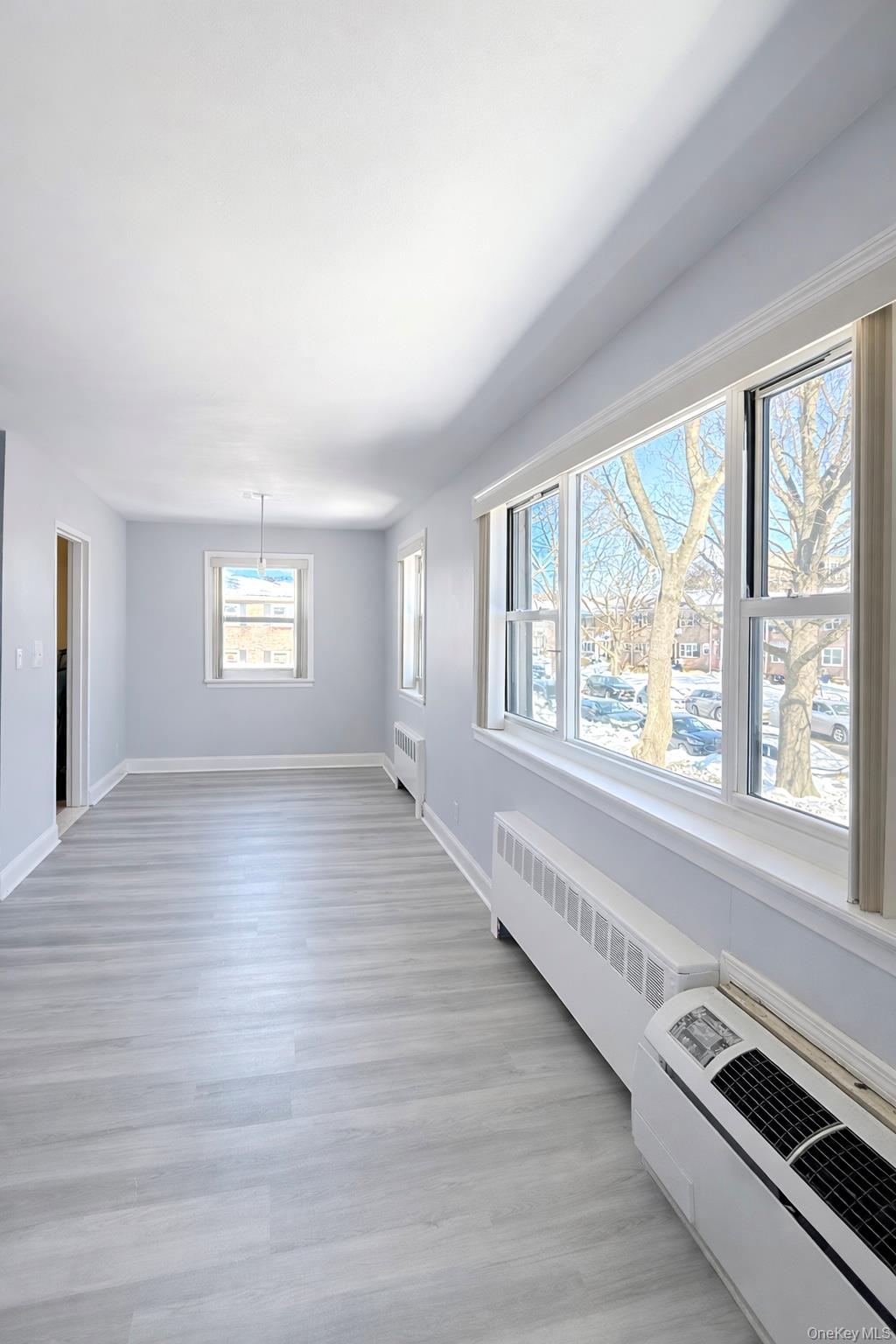 6758 152 Street # B, Flushing, NY 11367